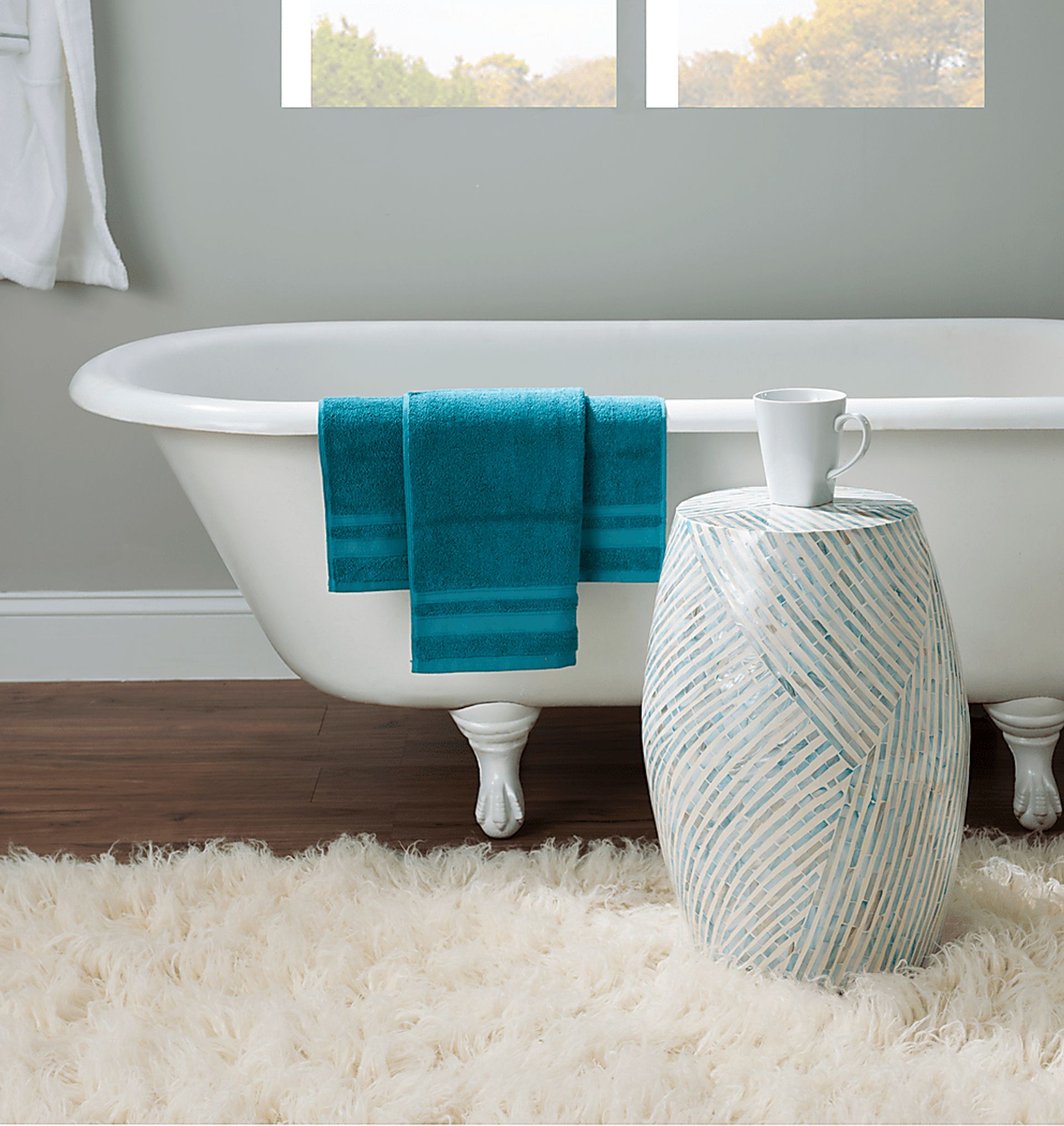 Midhazy Blue Accent Table - Image 3