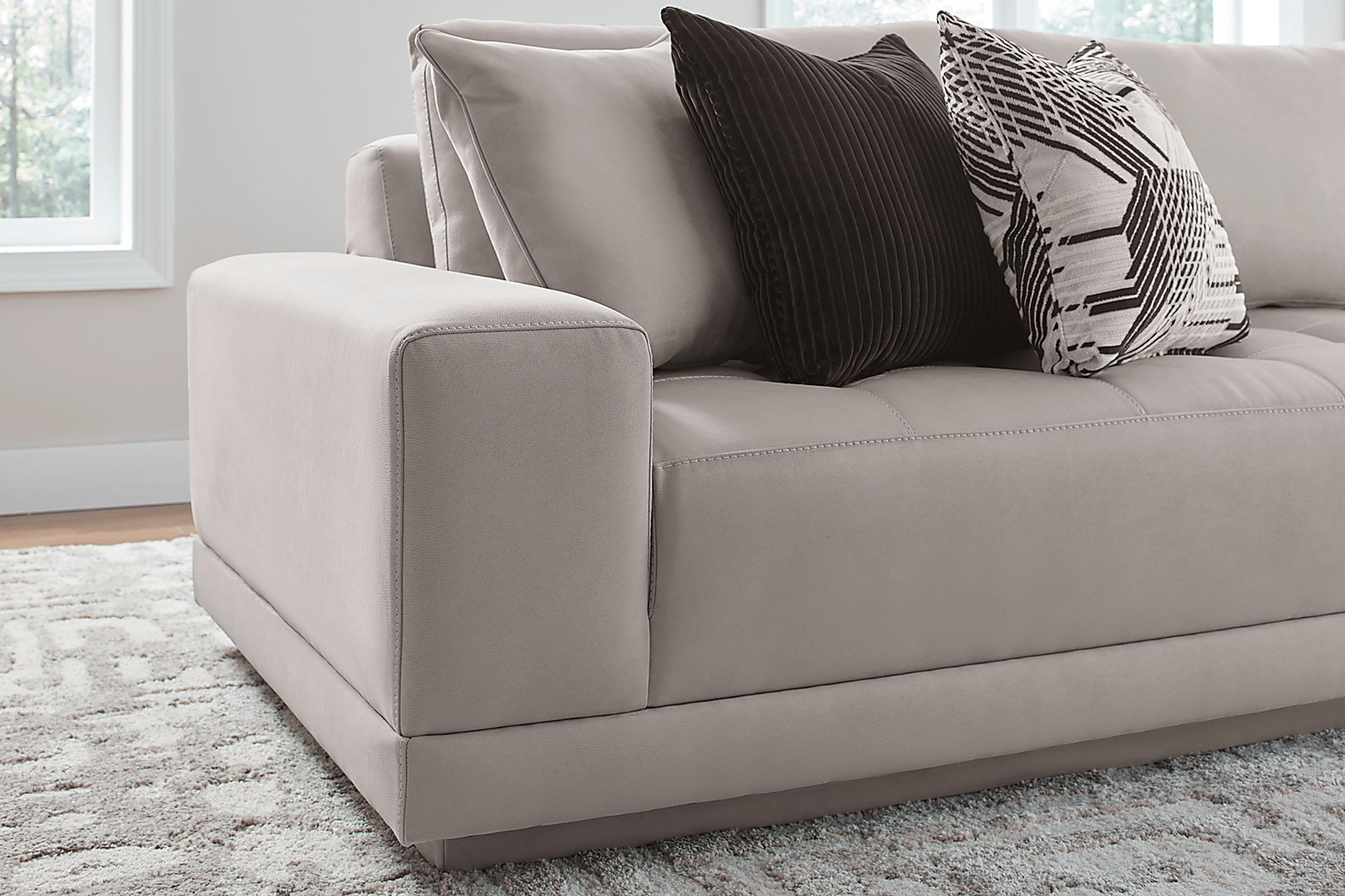 Milano Platinum 2 Pc Sectional - Image 4