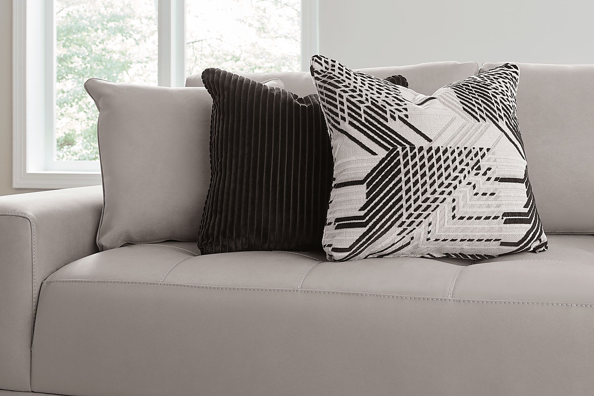 Milano Platinum 2 Pc Sectional - Image 5