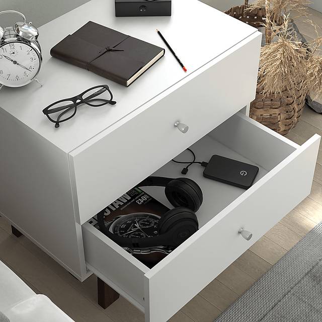 Mildas White End Table - Thumbnail - Image 8