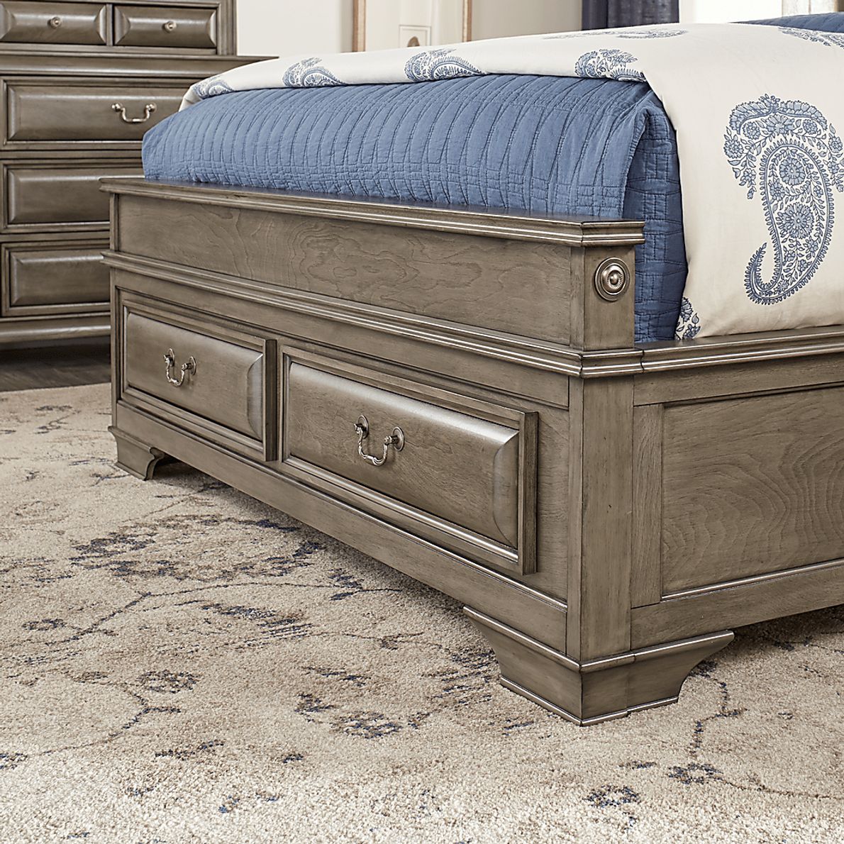 Mill Valley II Gray 6 Pc Queen Sleigh Bedroom with Storage Rooms To Go