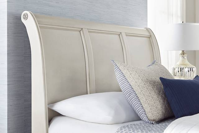 Mill Valley II White 3 Pc Queen Sleigh Bed with Storage - Thumbnail - Image 4