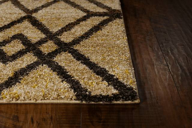 Millard Beige 5'3 x 7'7 Rug - Thumbnail - Image 2
