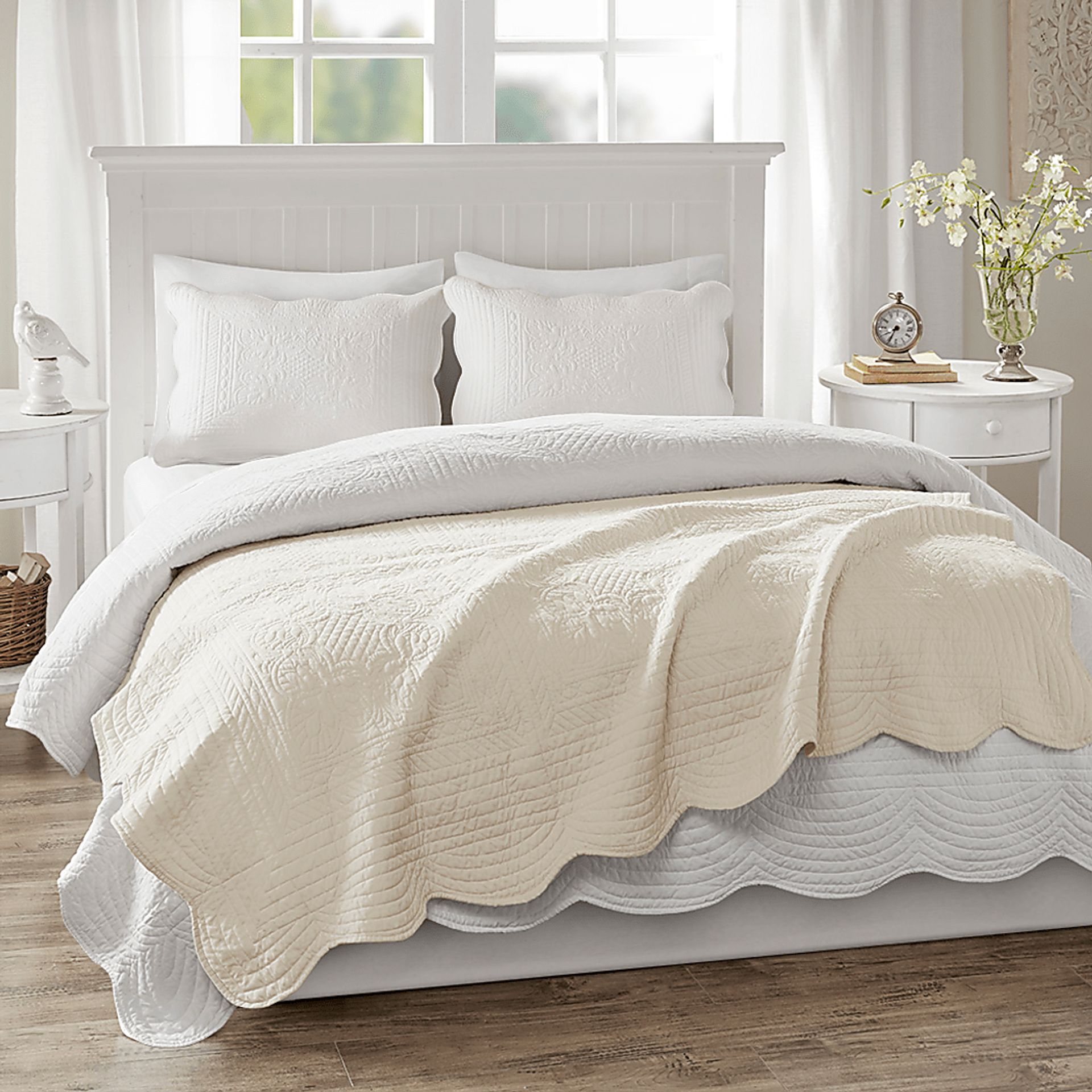 Millaudon Cream Throw Blanket - Image 2