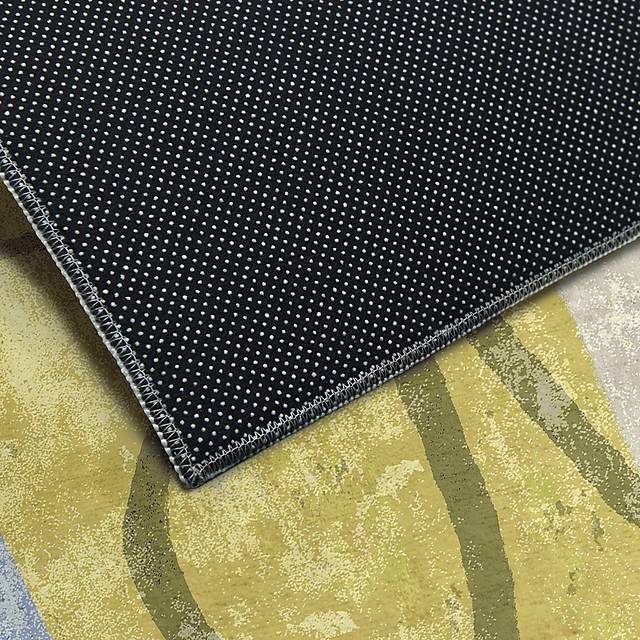 Mills Cottage Gray 5' x 7'7 Rug - Thumbnail - Image 5