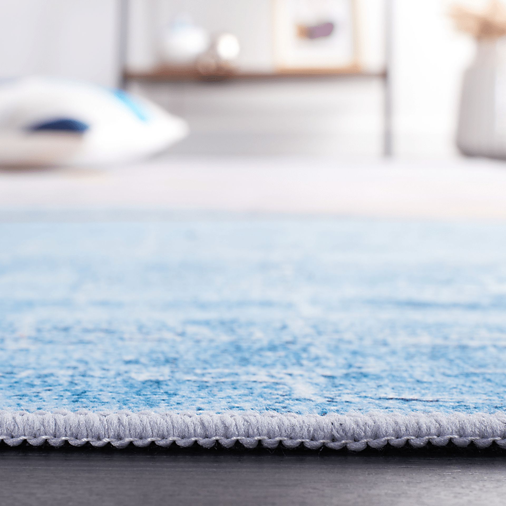Mimille Multi 6' x 9' Rug - Image 4