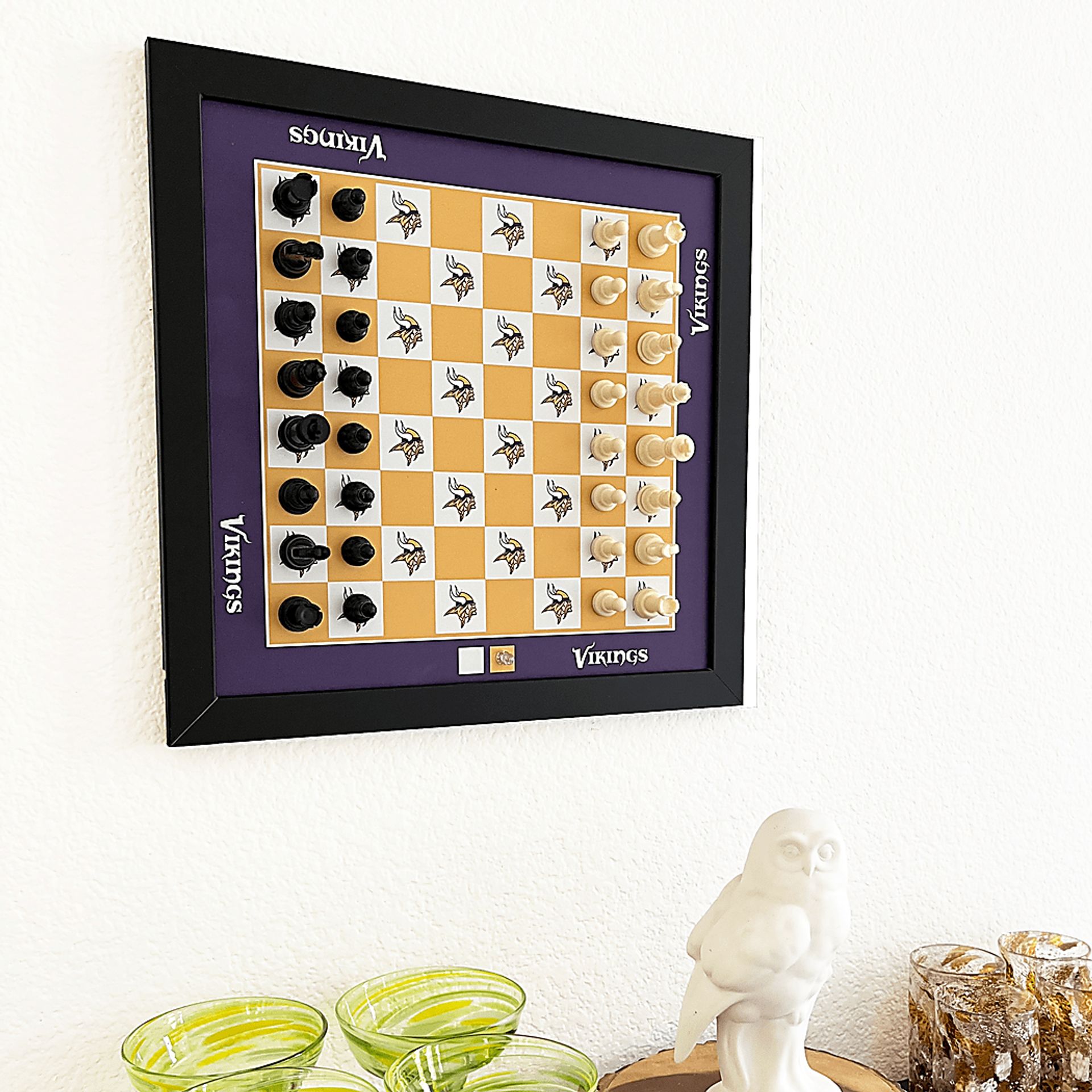 Minnesota Vikings Wall Chess Set - Image 2