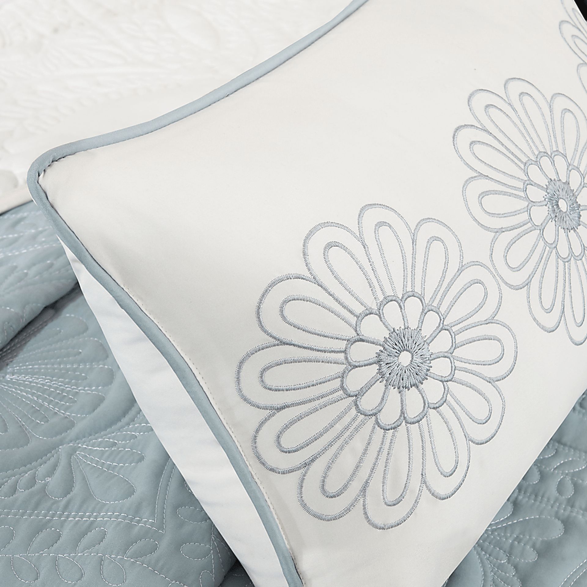 Miral Blue 5 Pc Queen Bed Sheet Set - Image 5