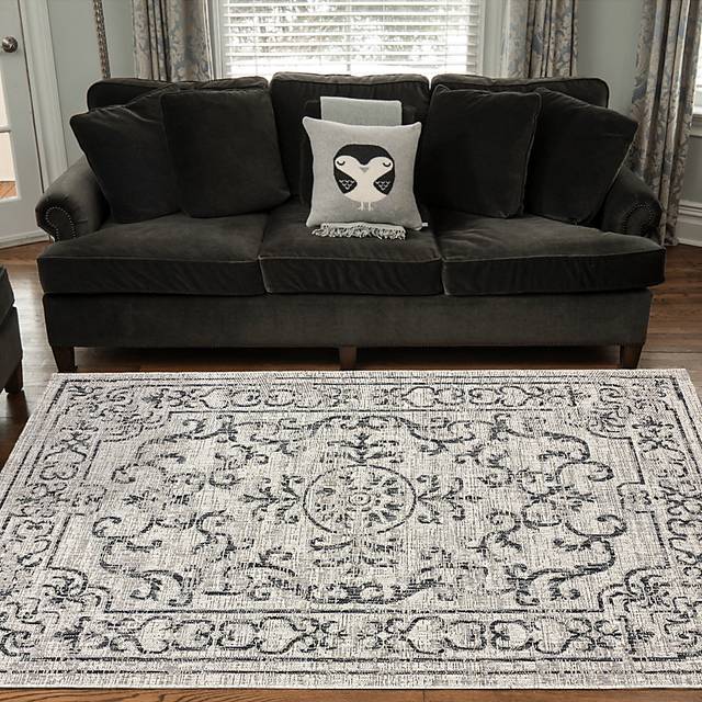 Mirele Black 9'5 x 7'9 Indoor/Outdoor Rug - Thumbnail - Image 3
