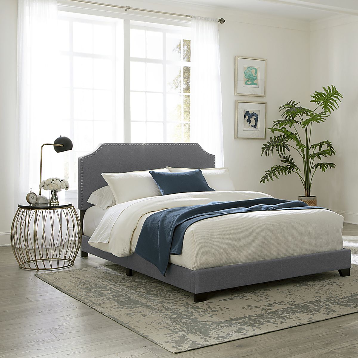 Miriam Gray Queen Bed | Rooms to Go