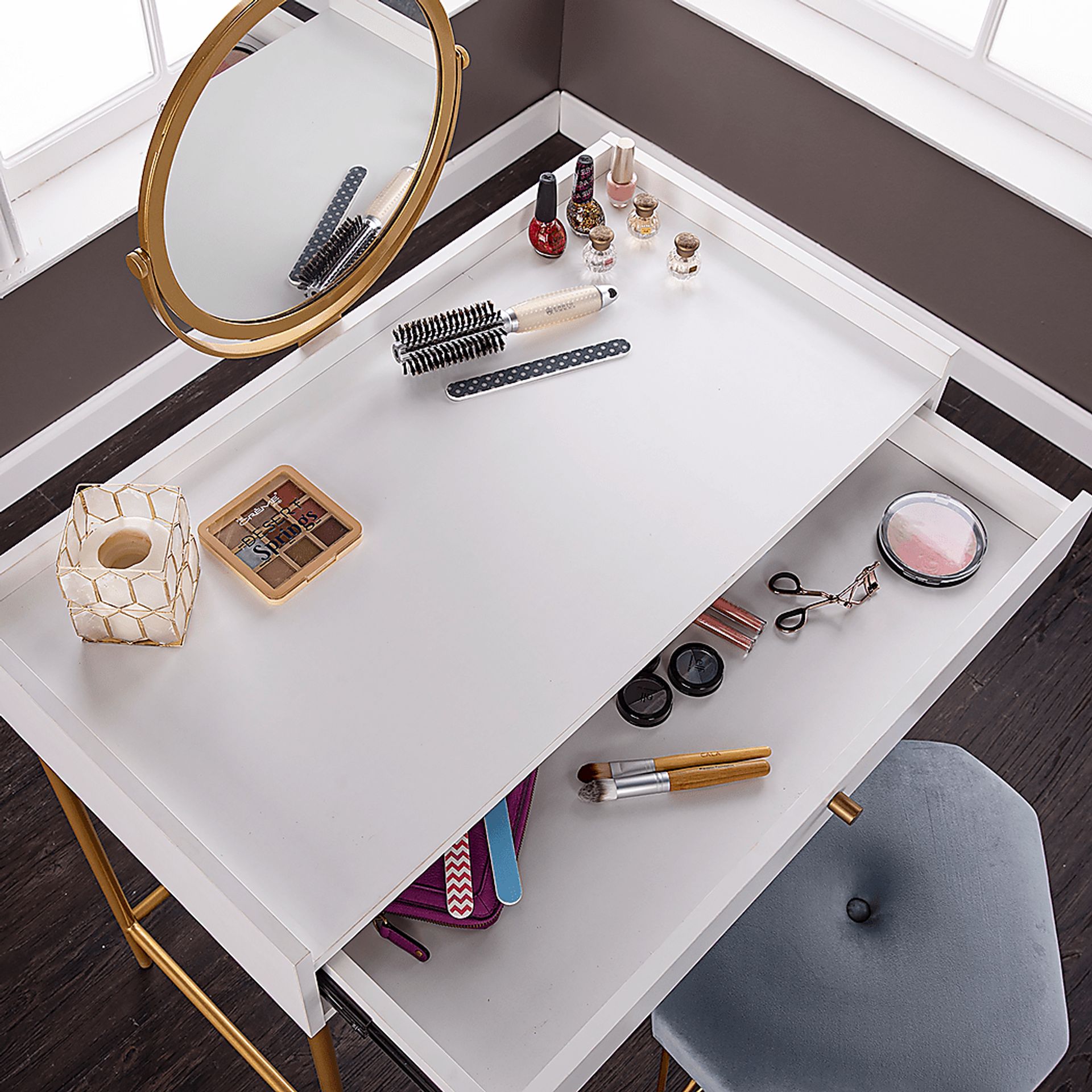 Mondamin White Vanity - Image 9