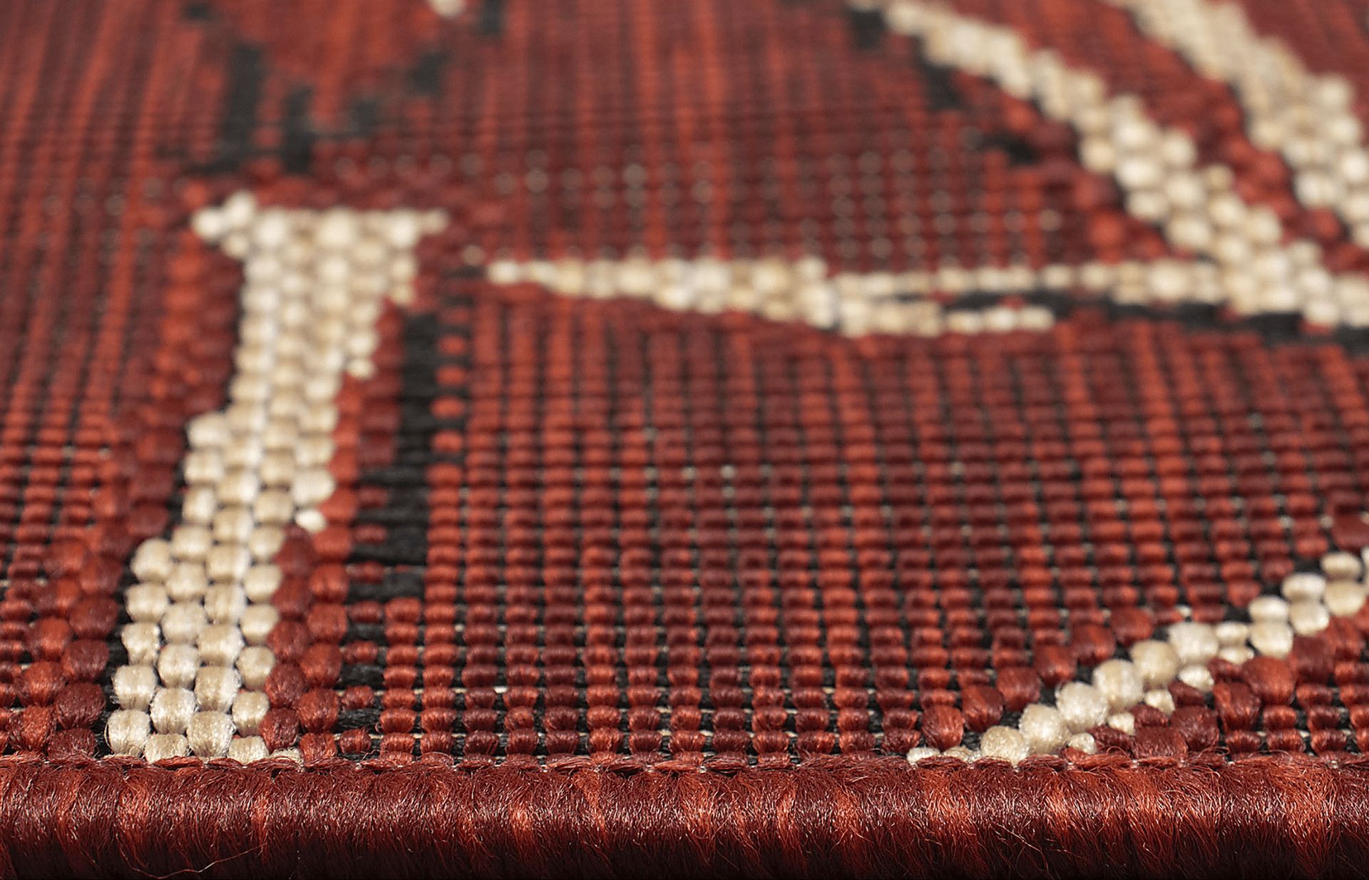 Montdover Red 4'10 x 7'6 Indoor/Outdoor Rug - Image 6