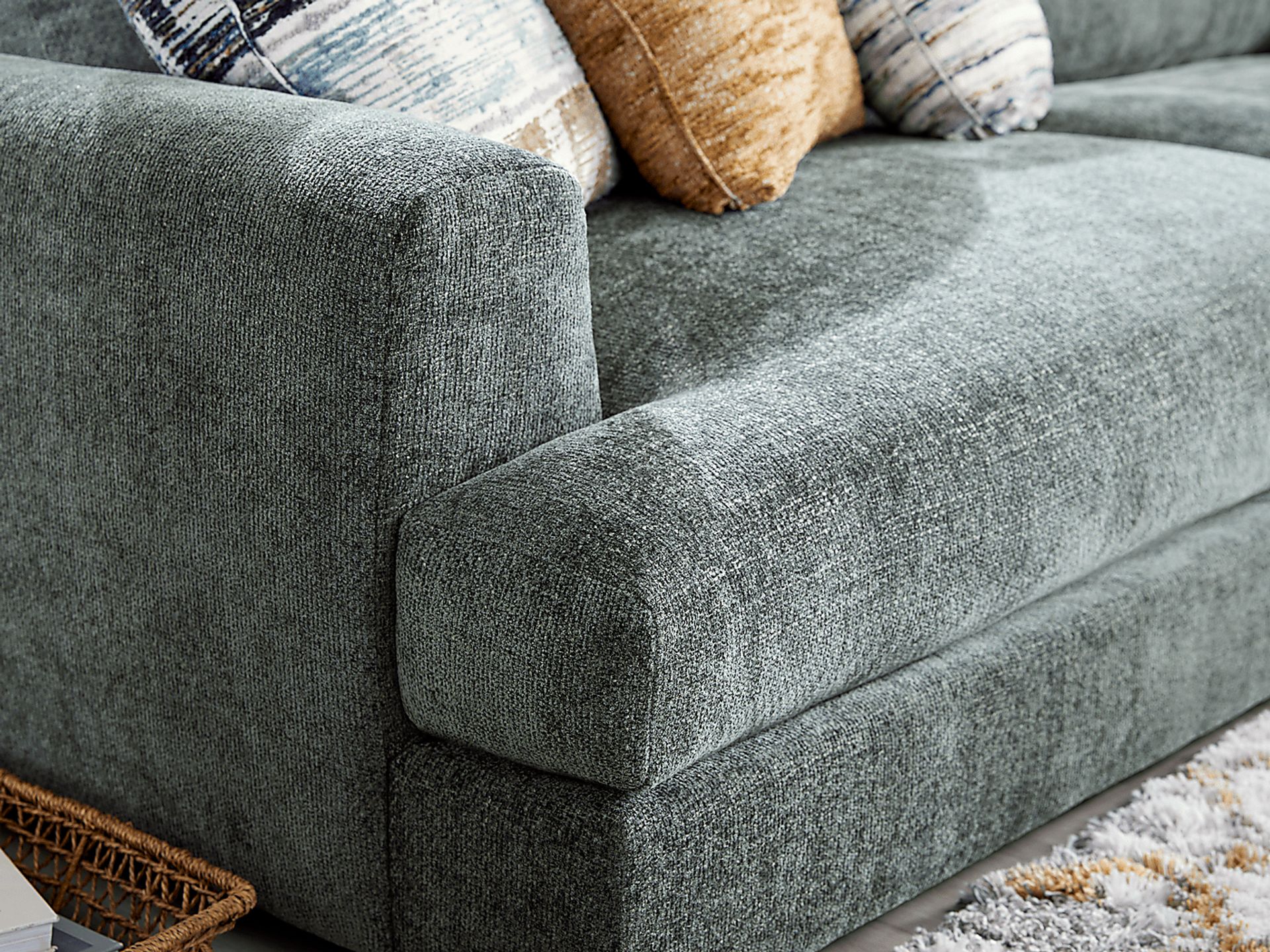 Montecito Charcoal 5 Pc Sectional Living Room - Image 5