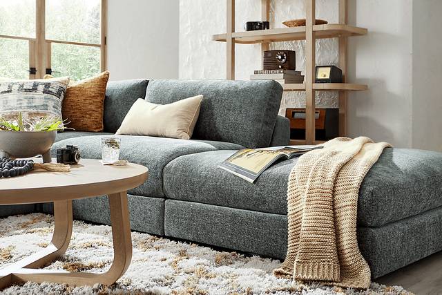 Montecito Charcoal 7 Pc Sectional Living Room - Thumbnail - Image 9