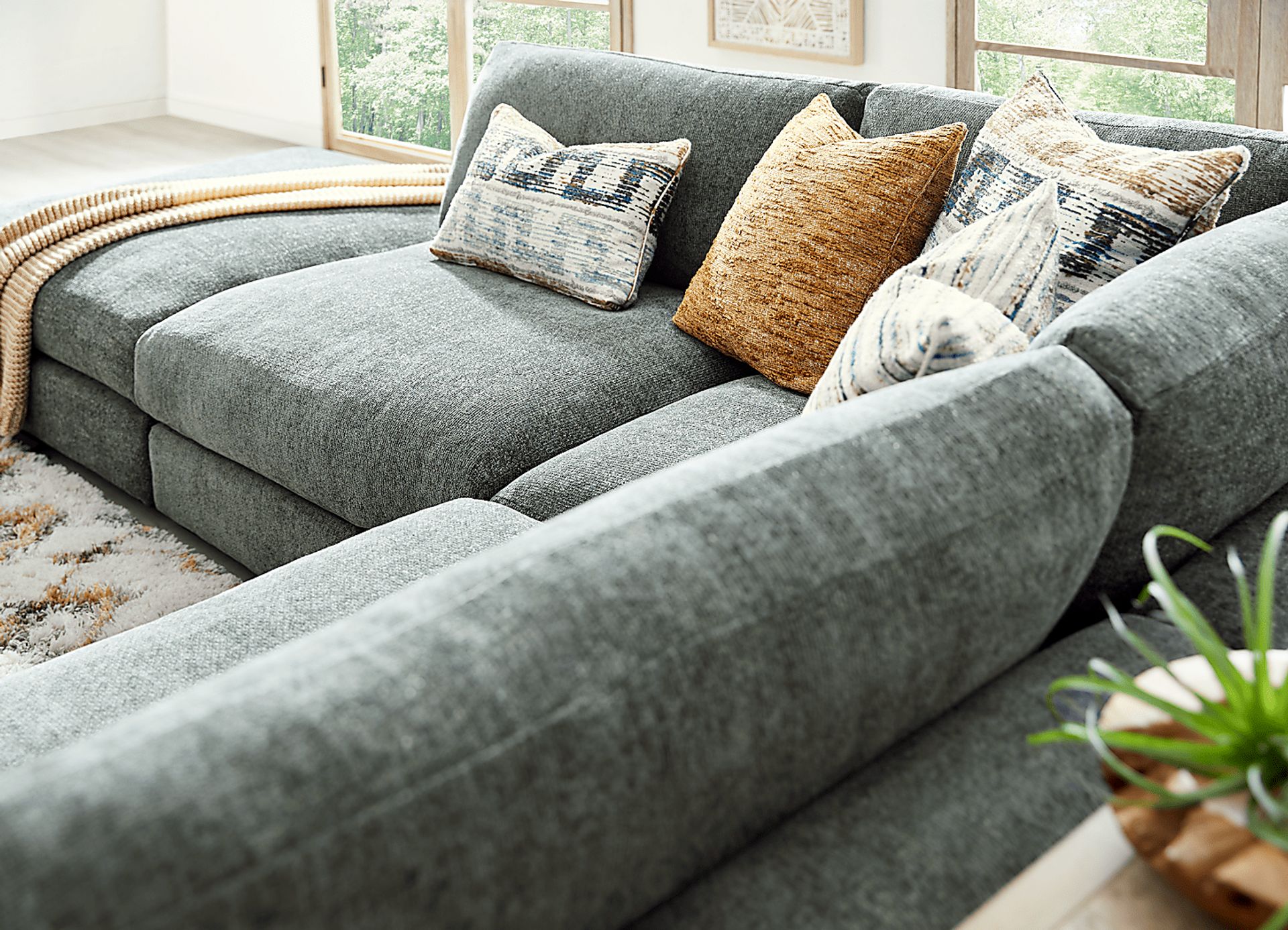 Montecito Charcoal 4 Pc Sectional - Image 8