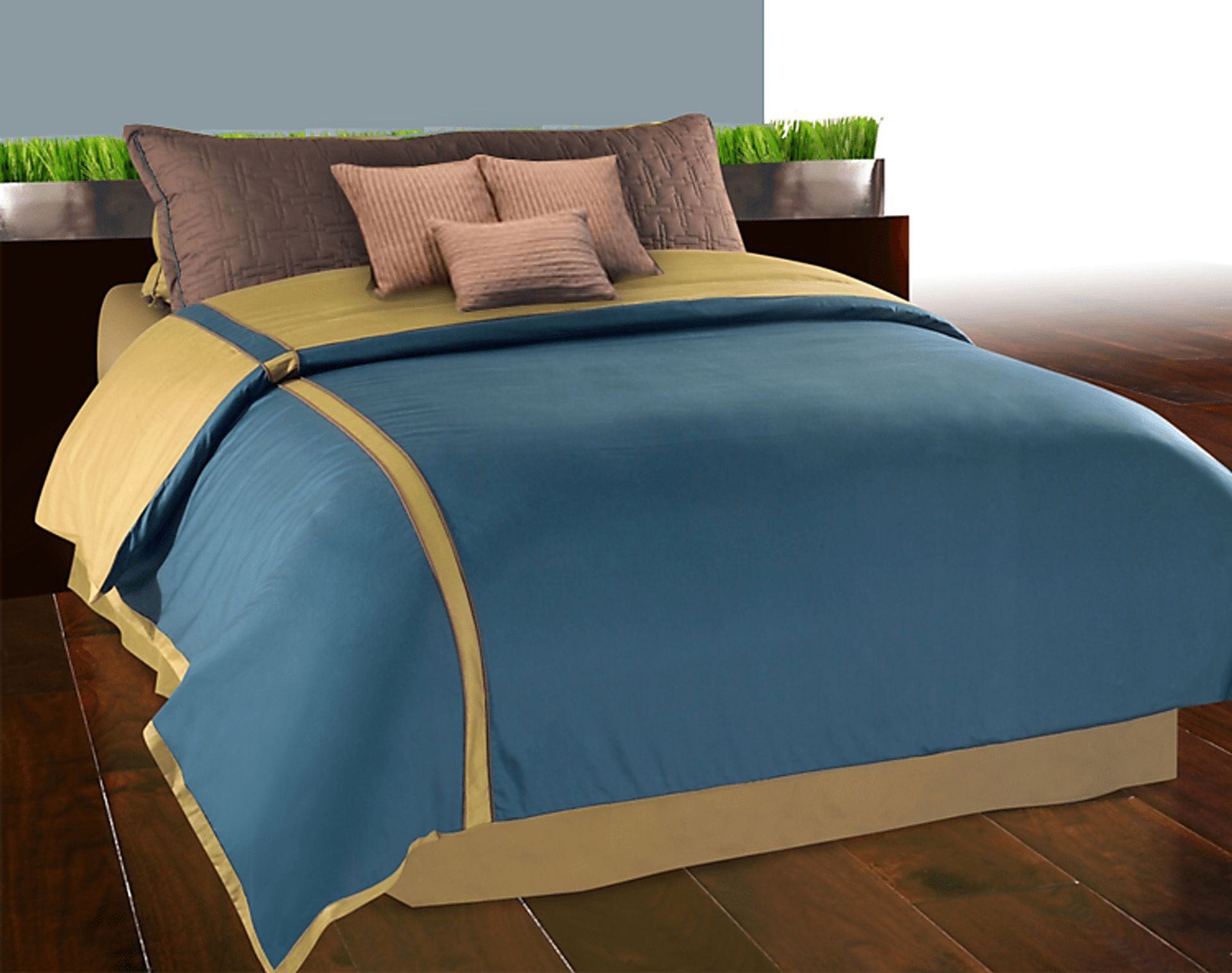 Montreal 6 Pc King Bed Linen Set - Image 1