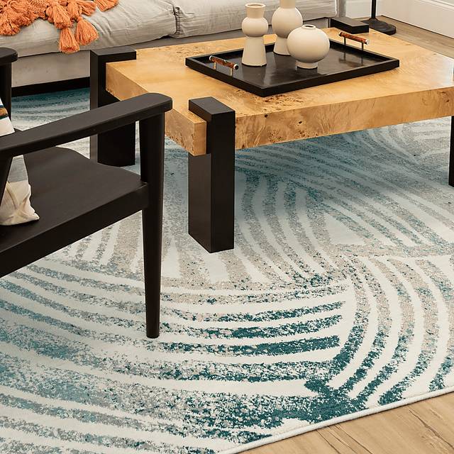 Stacy Garcia Montry Blue 5'3 x 7'10 Rug - Thumbnail - Image 3