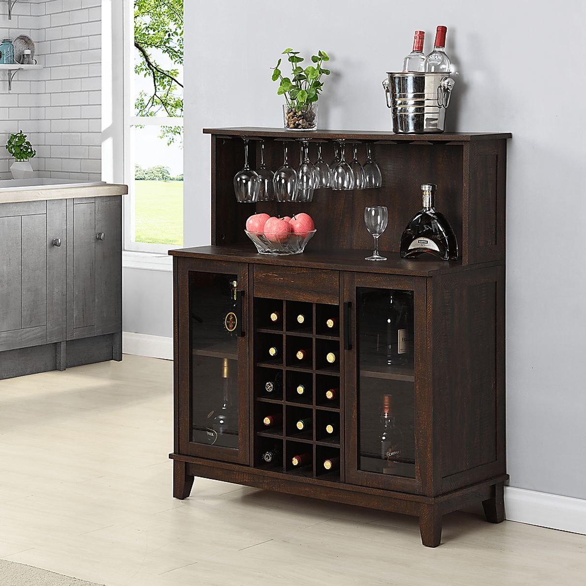 Moorman Mahogany Bar Cabinet - Rooms To Go