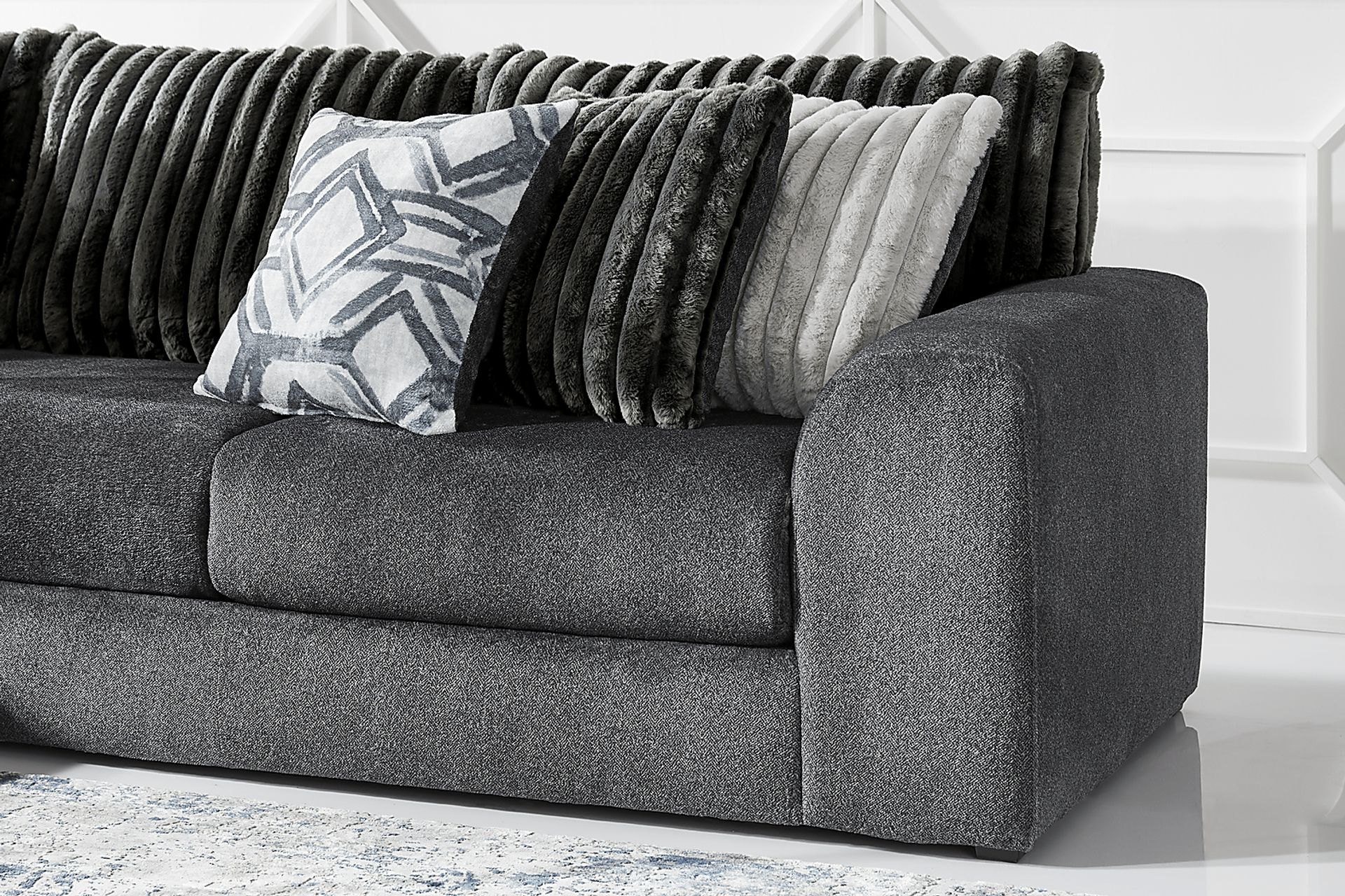 Moreau Street Black 5 Pc Sectional Living Room - Image 5