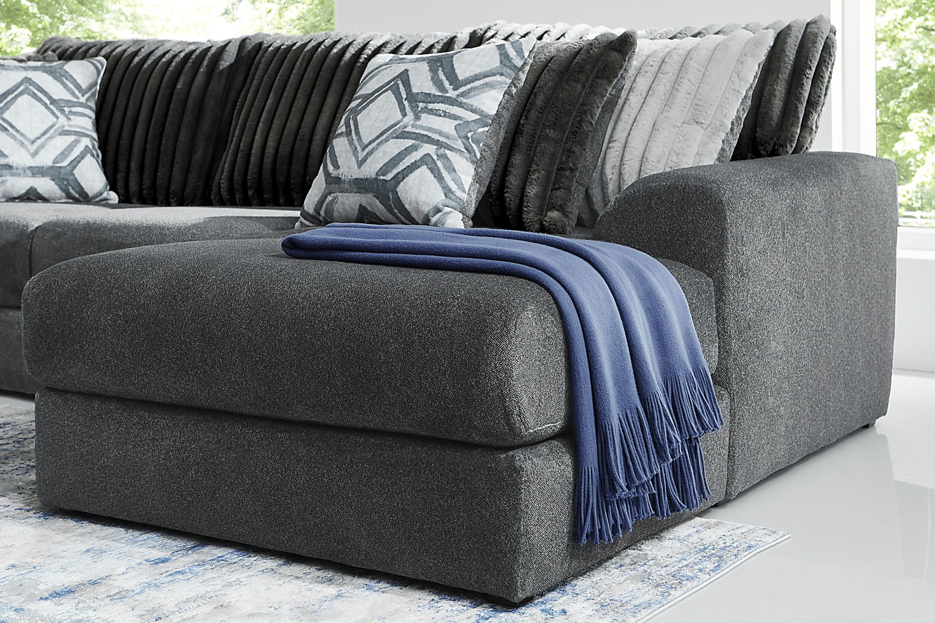 Moreau Street Black 3 Pc Sectional - Image 4