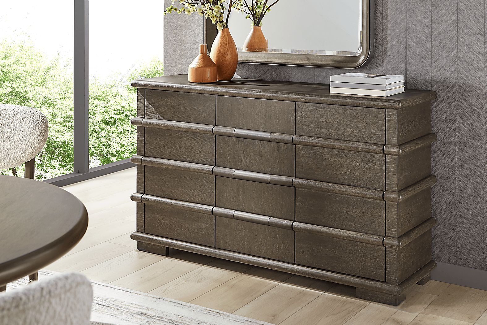 Moreno Brown Server - Thumbnail 4