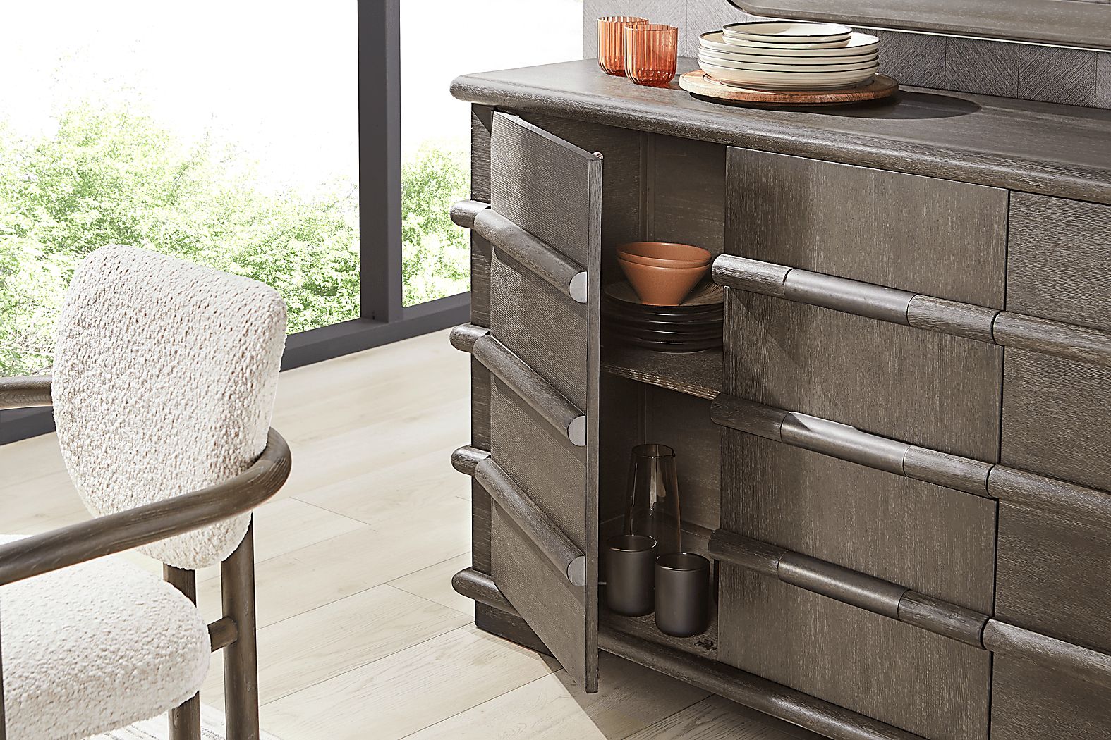 Moreno Brown Server - Thumbnail 3