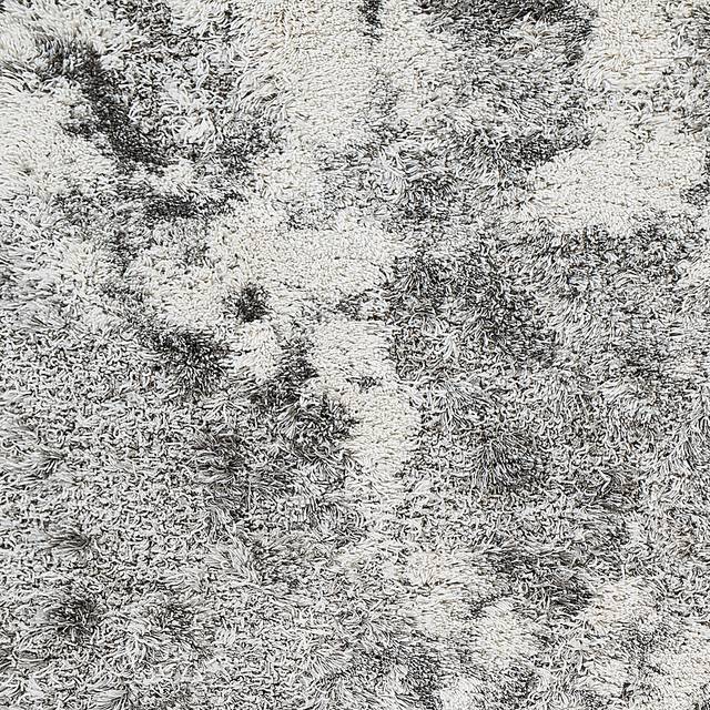 Moriah Gray 5'3 x 7' Rug - Thumbnail - Image 2