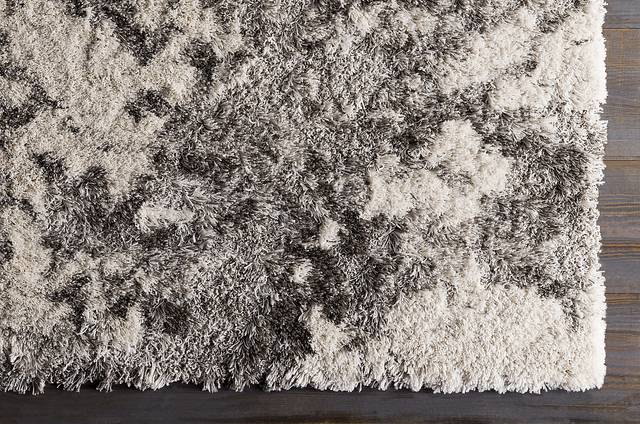Moriah Gray 5'3 x 7' Rug - Thumbnail - Image 4