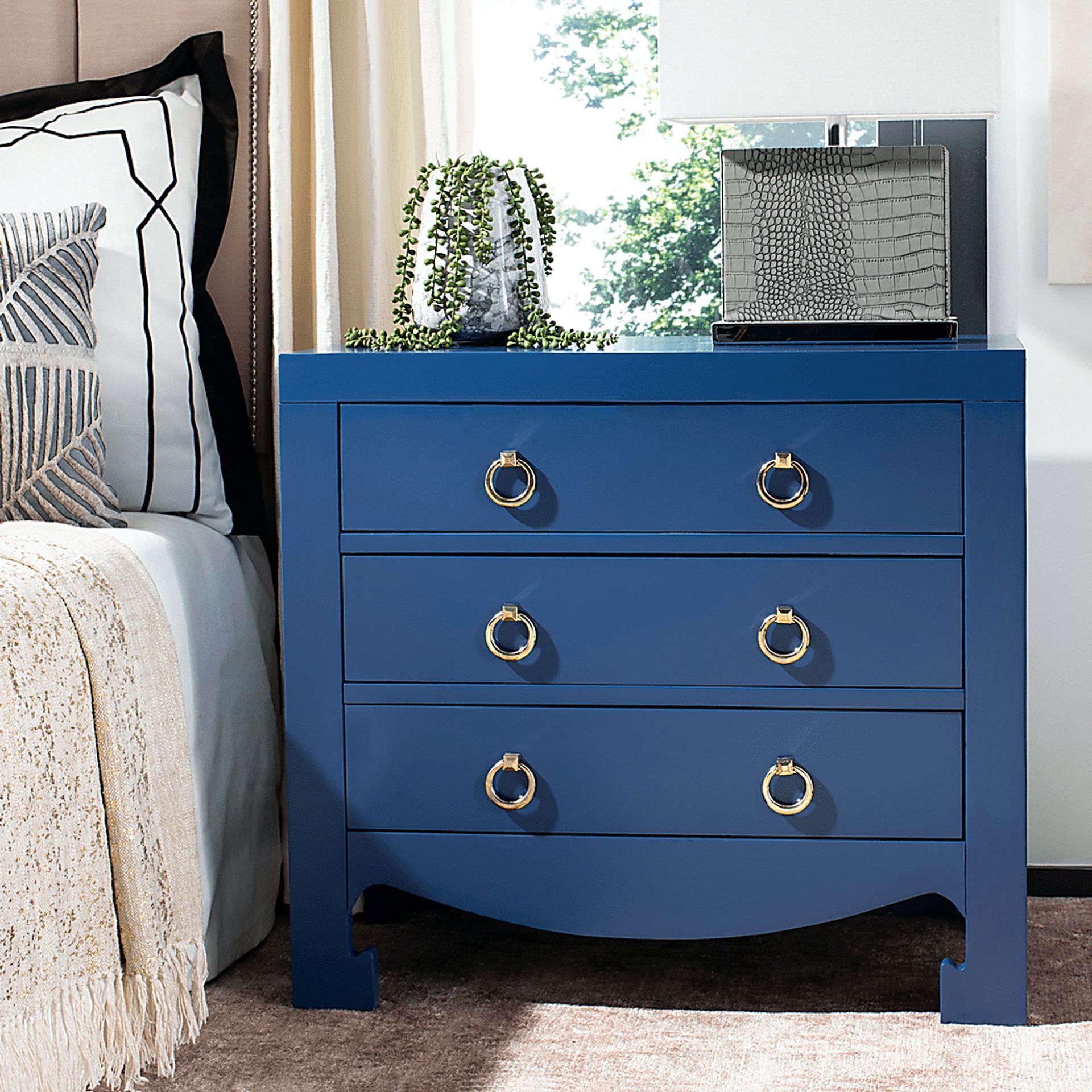 Moultire Blue Accent Cabinet - Image 3