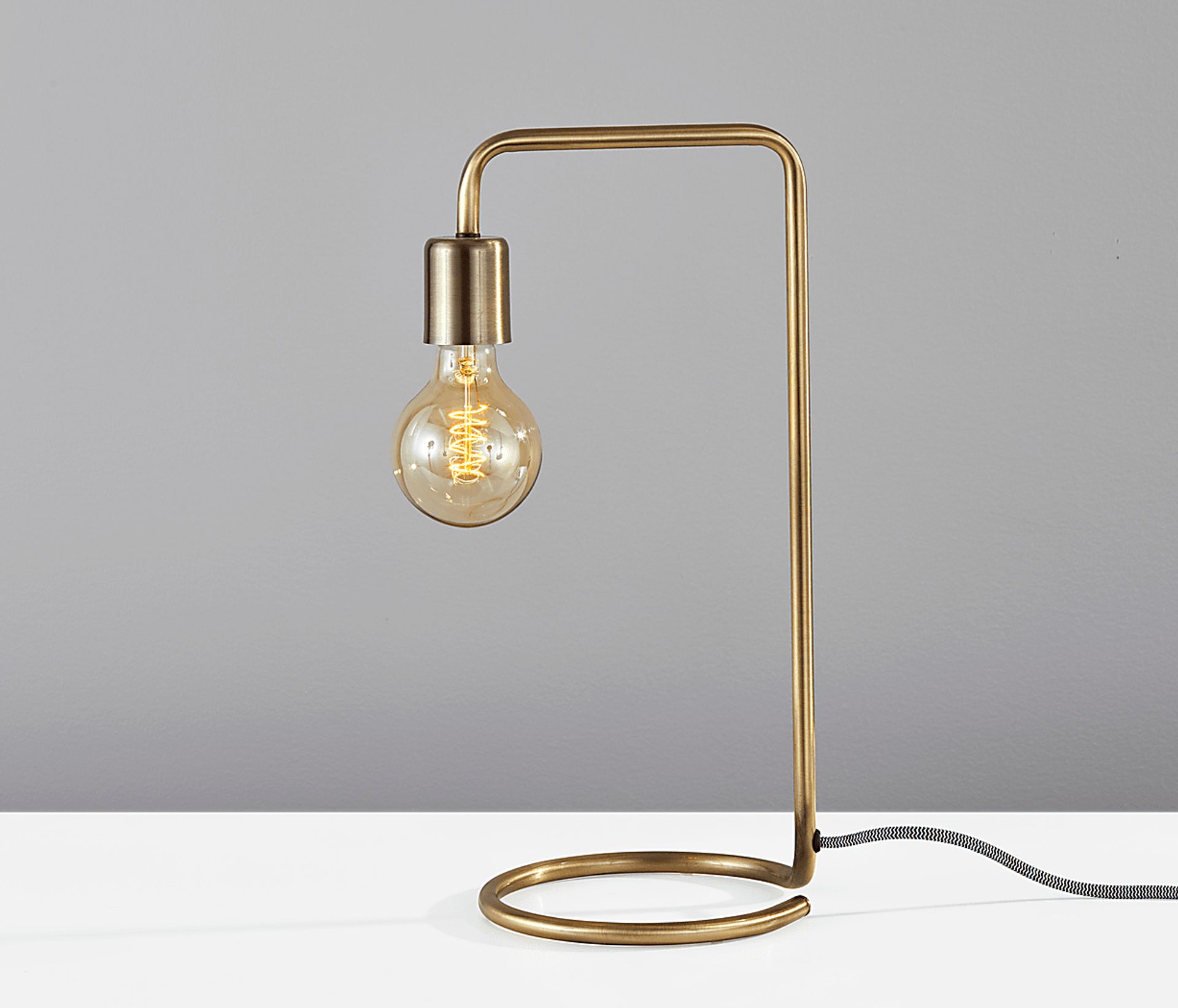 Moyer Brass Lamp - Image 3