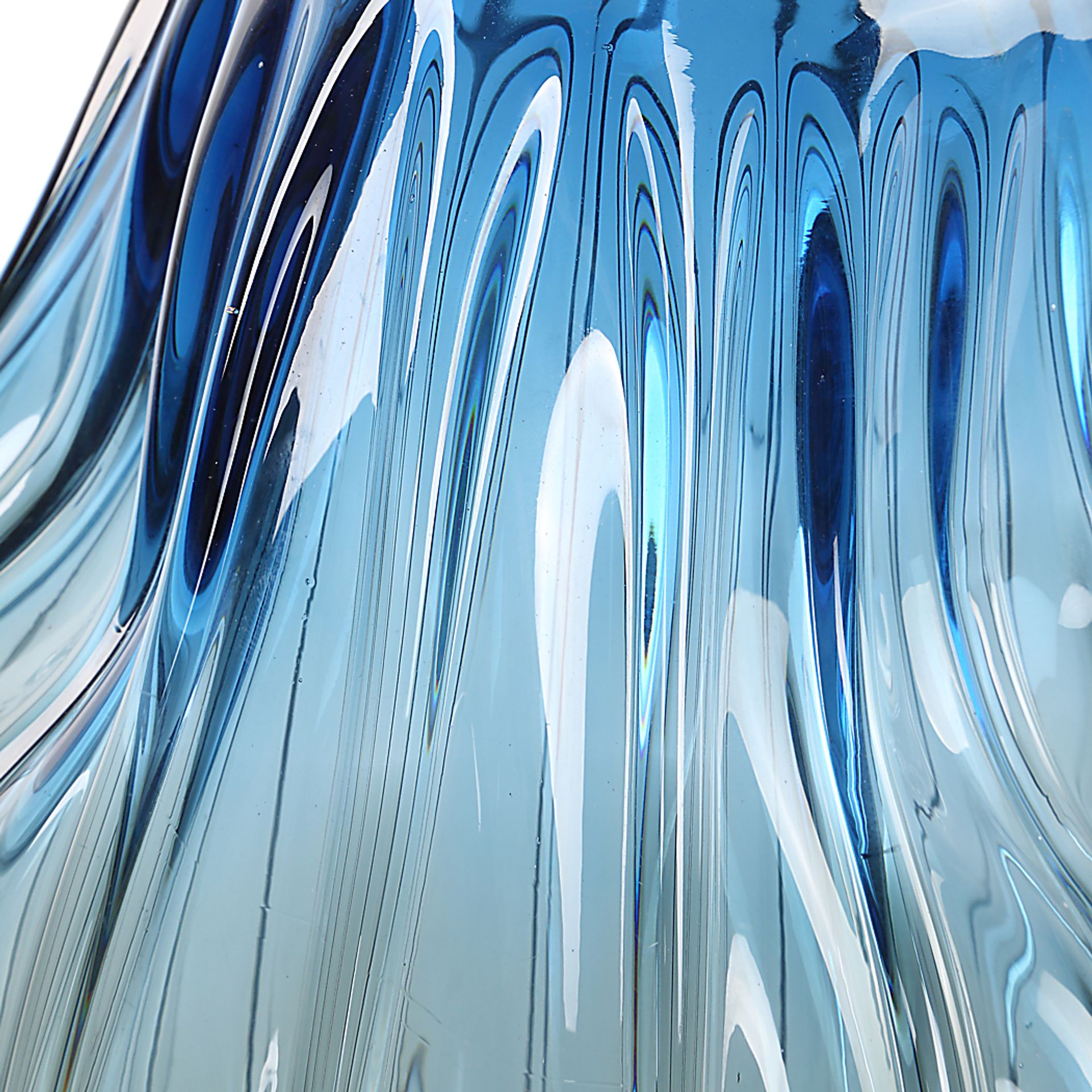 Mukuta Blue Vase, Set of 2 - Image 3