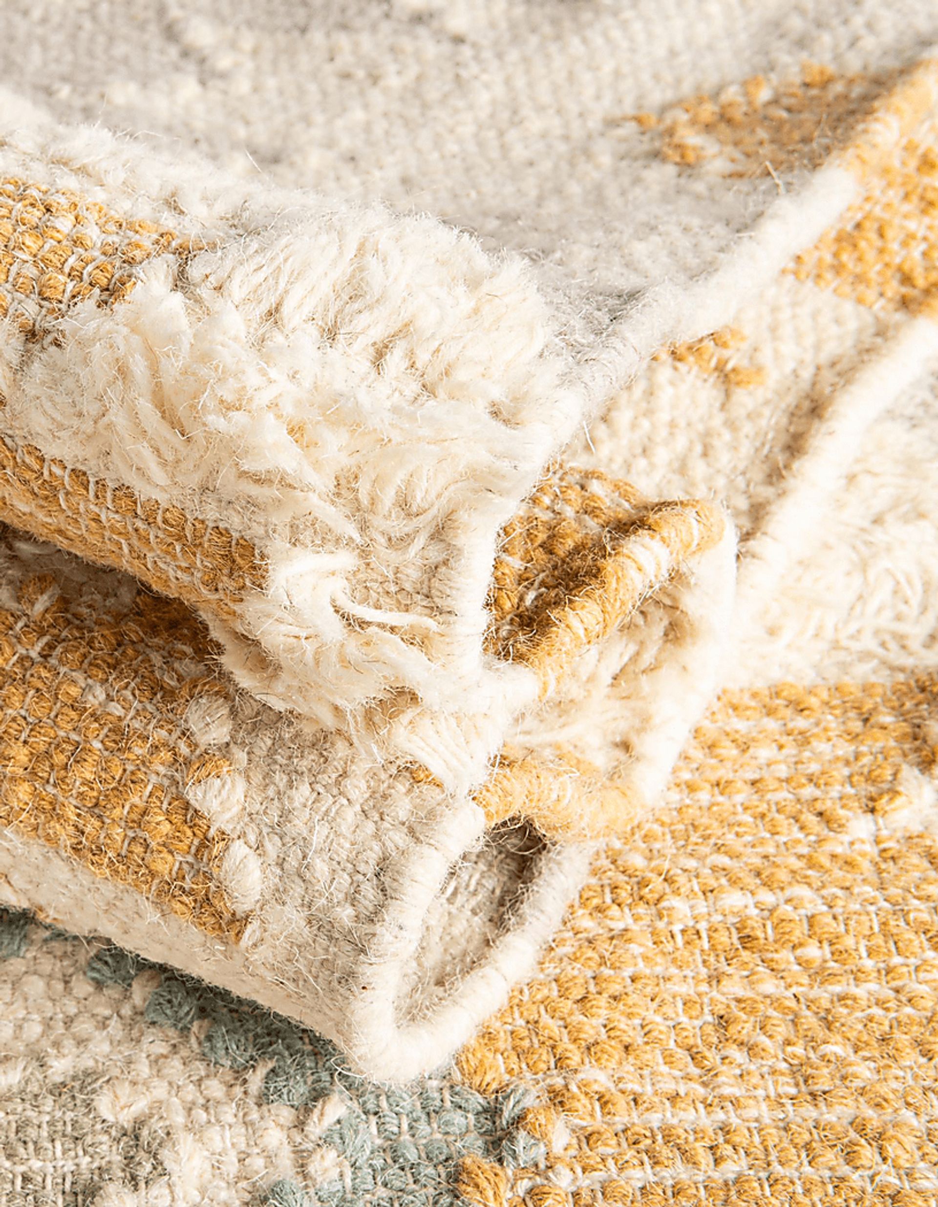 Mulde Yellow 5'1 x 8'Rug - Image 4