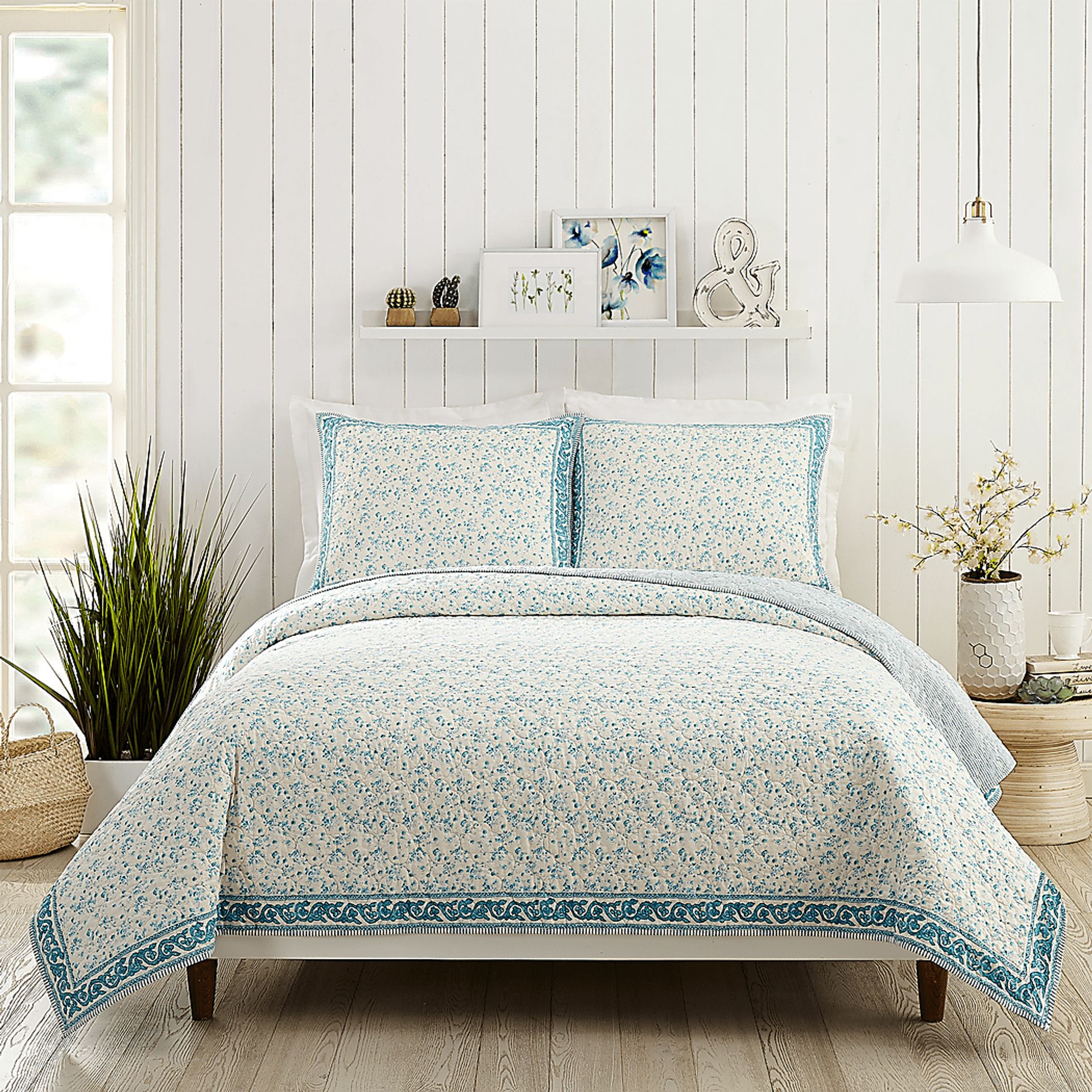 Myari Blue King Quilt - Image 1