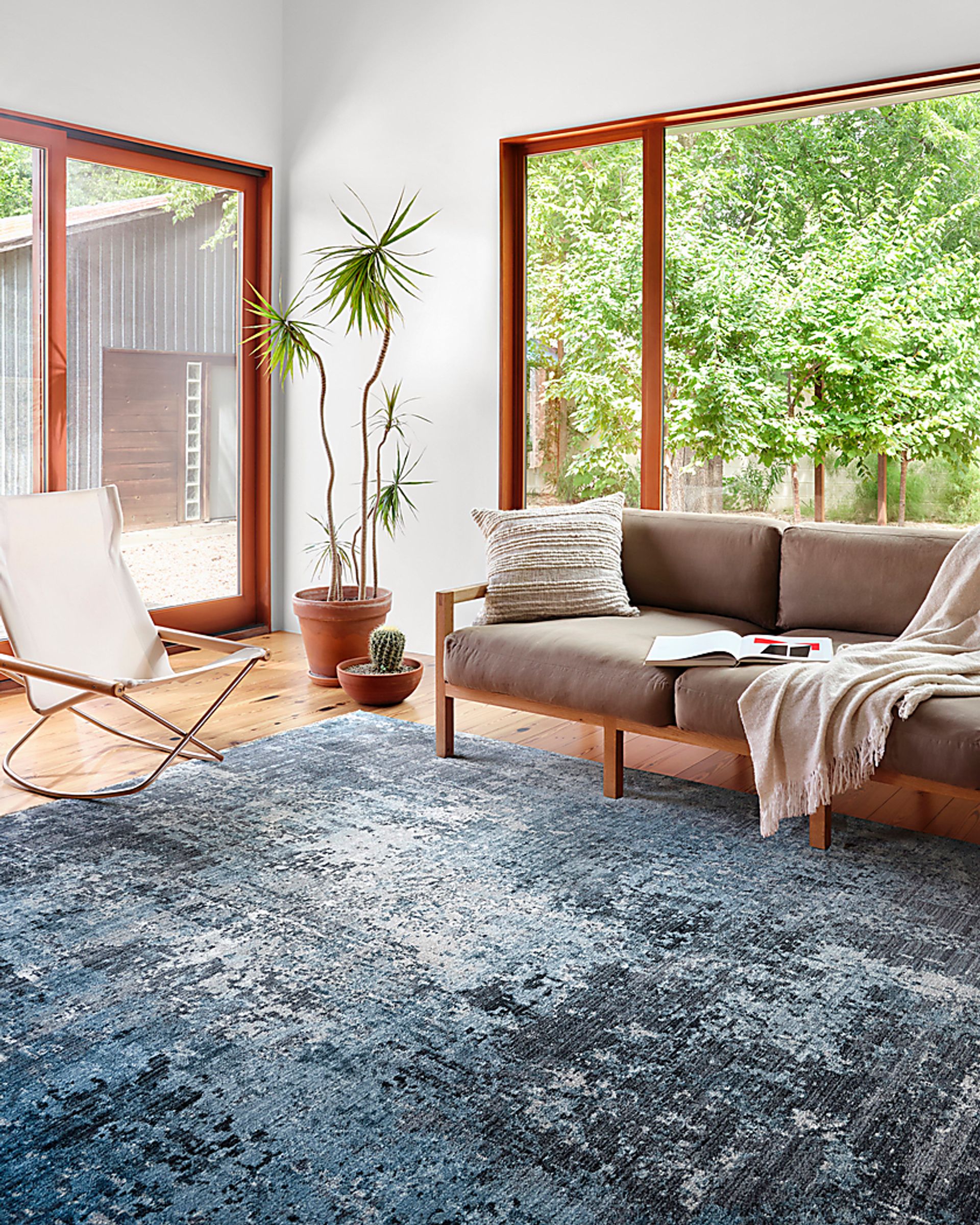 Mystic Way Blue 5'3 x 7'9 Rug - Image 6