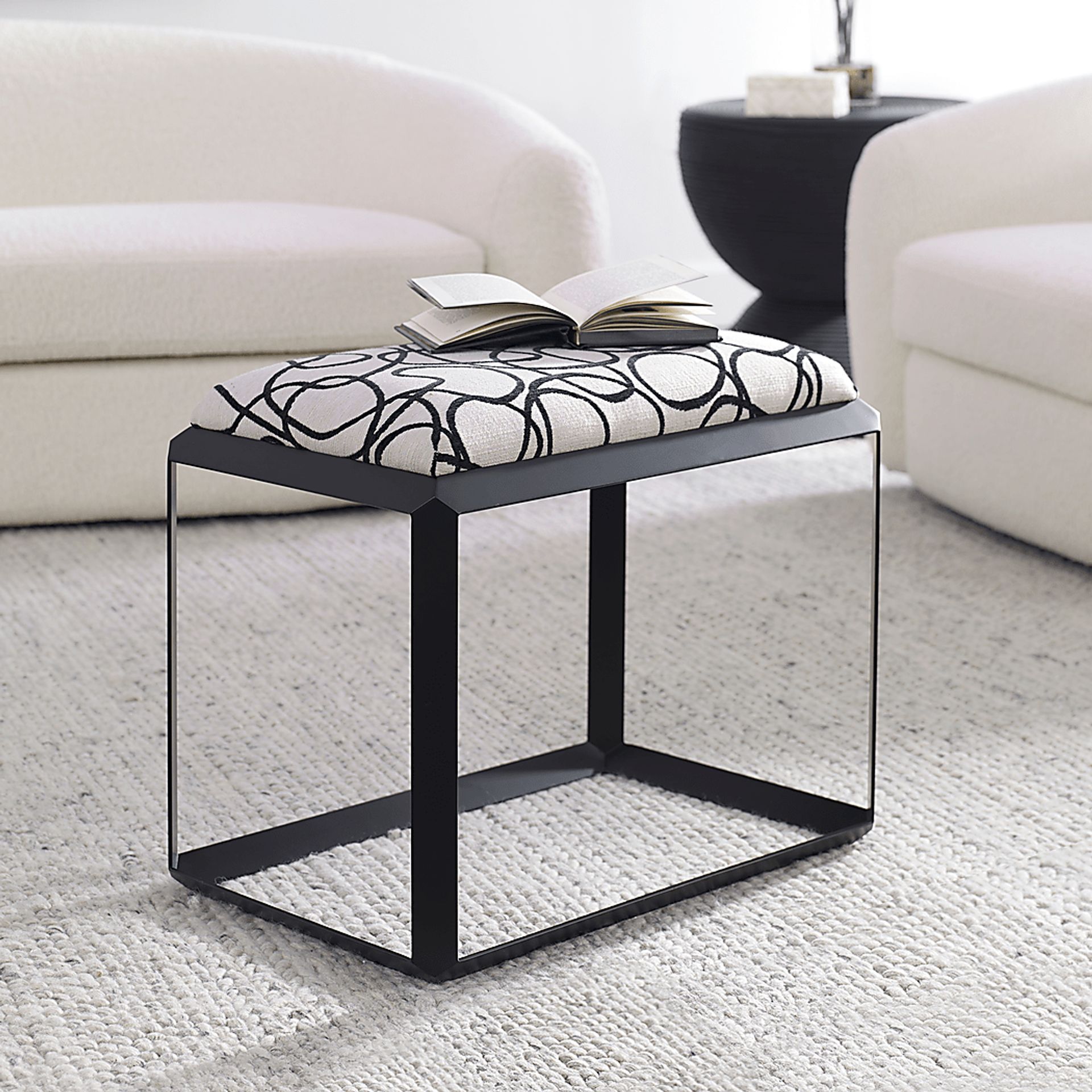 Naico Black Bench - Image 3