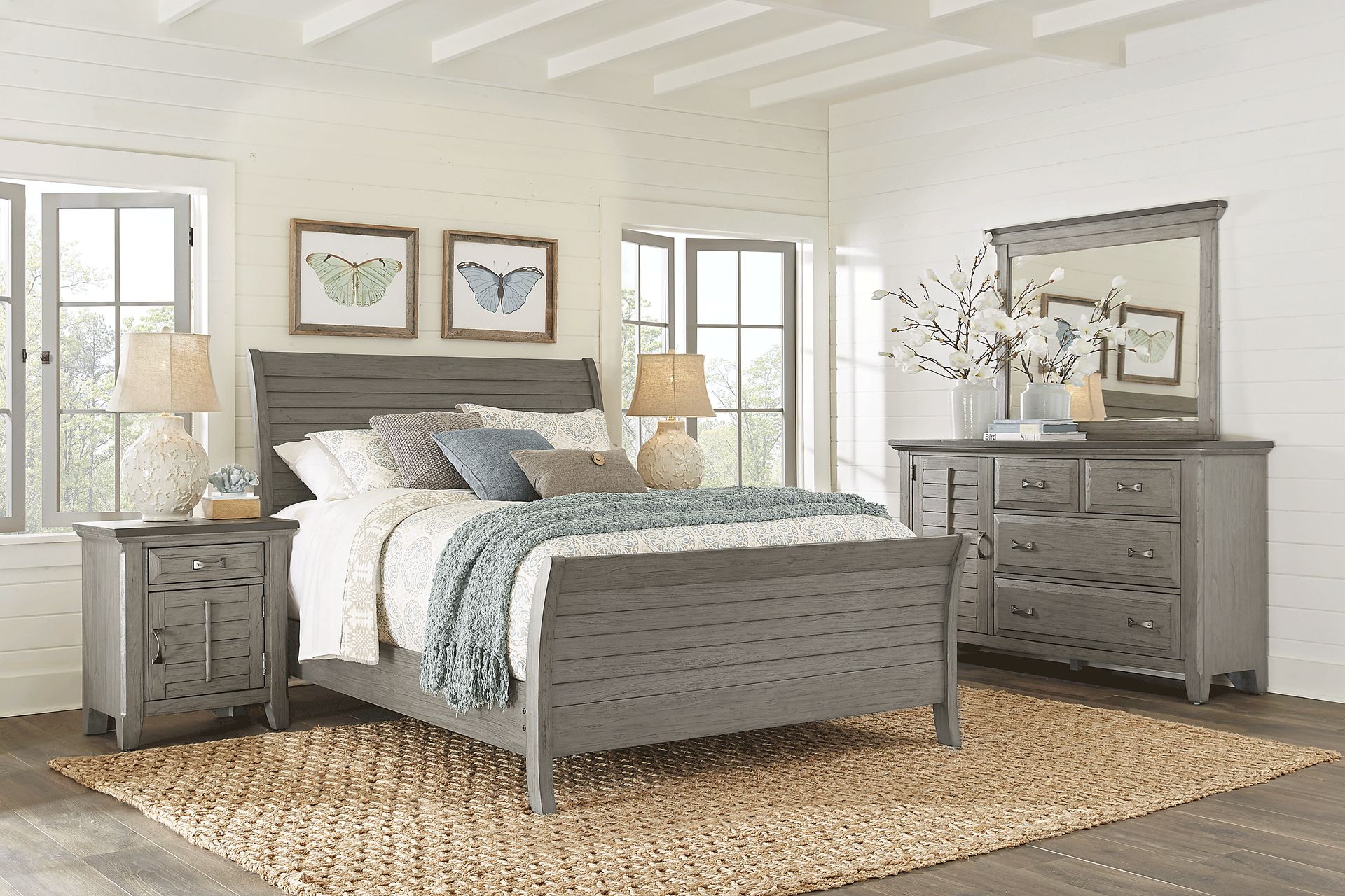 Nantucket Breeze Gray 5 Pc King Sleigh Bedroom - Image 1