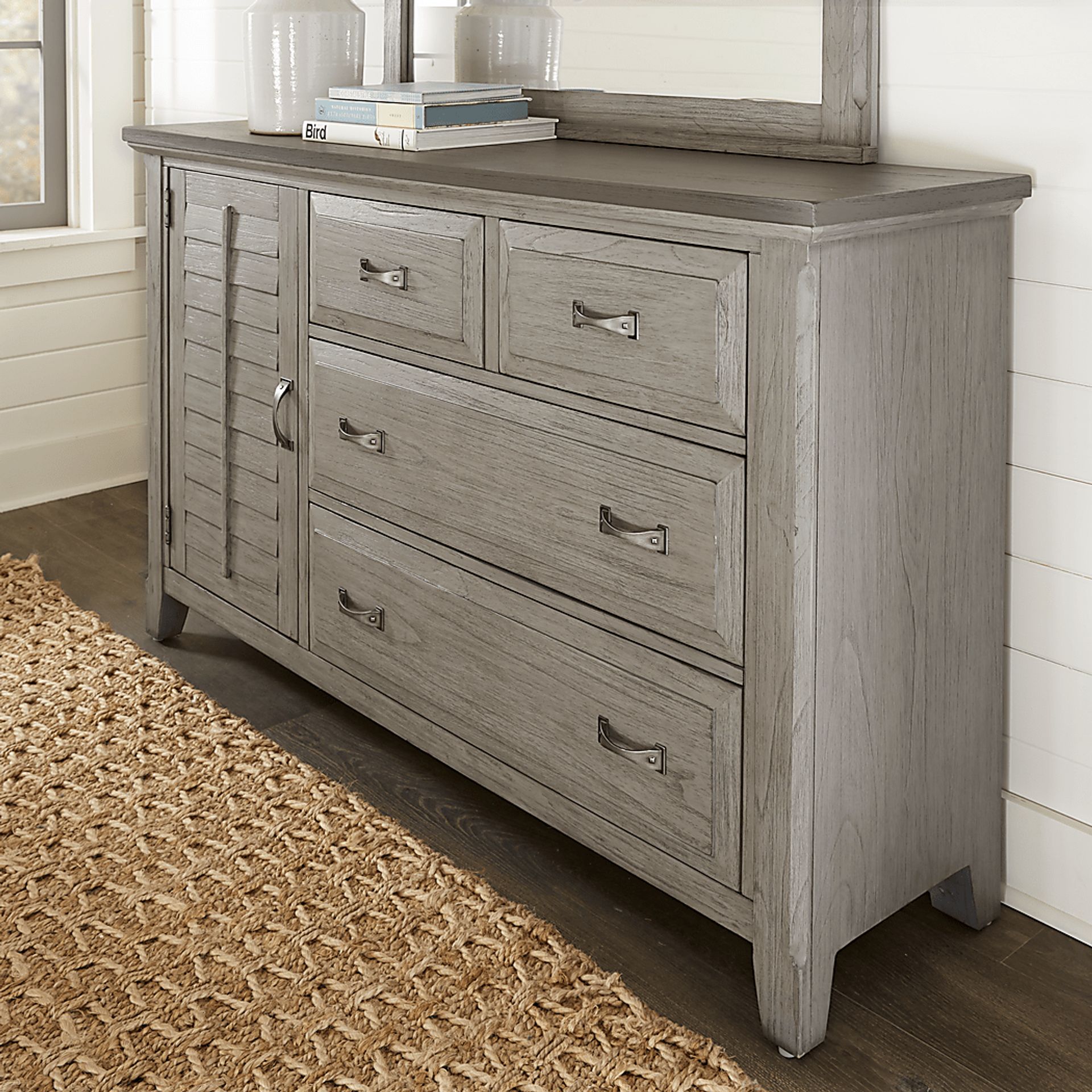 Nantucket Breeze Gray 7 Pc Queen Sleigh Bedroom - Image 6