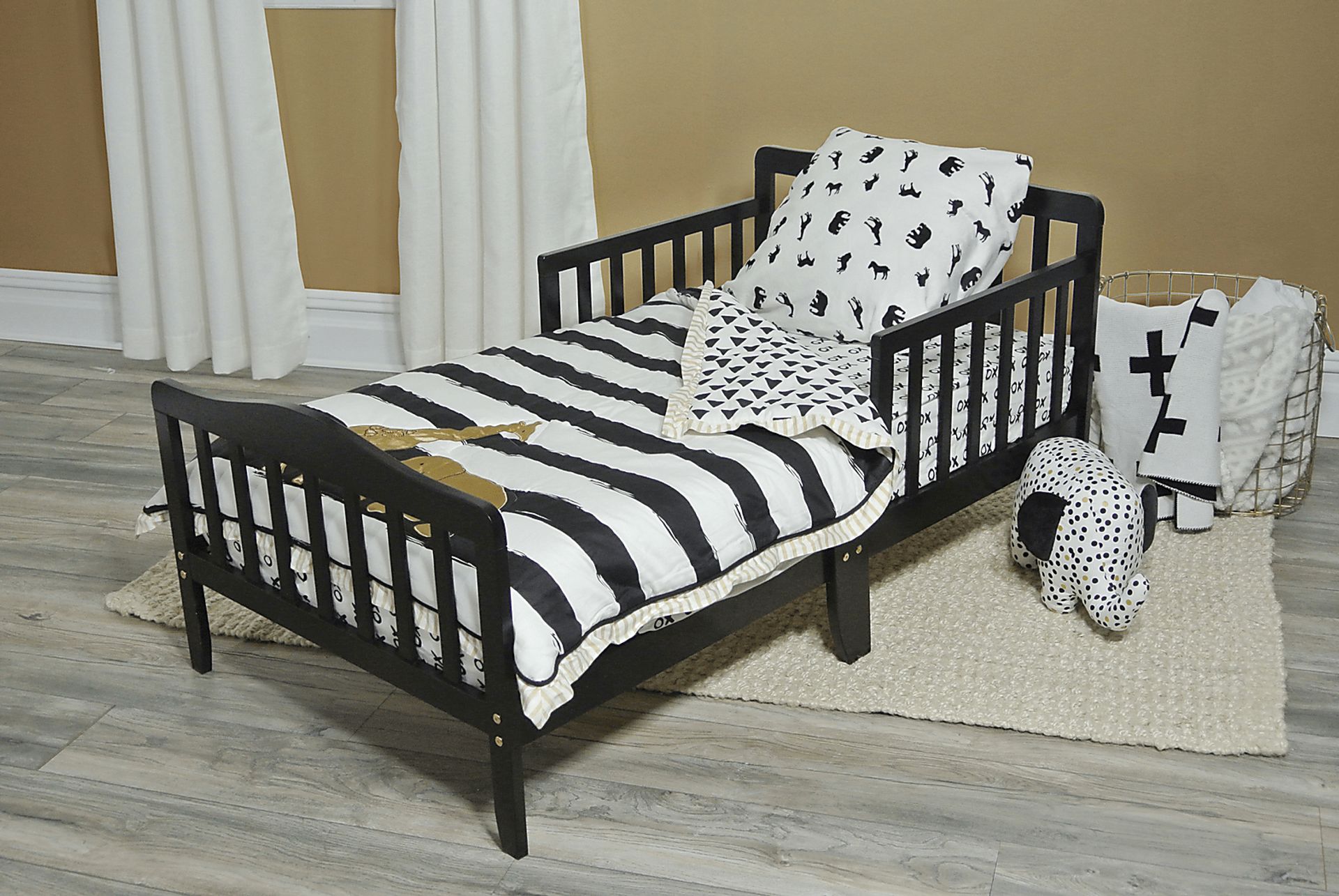 Kids Nealy Black Toddler Bed - Image 2