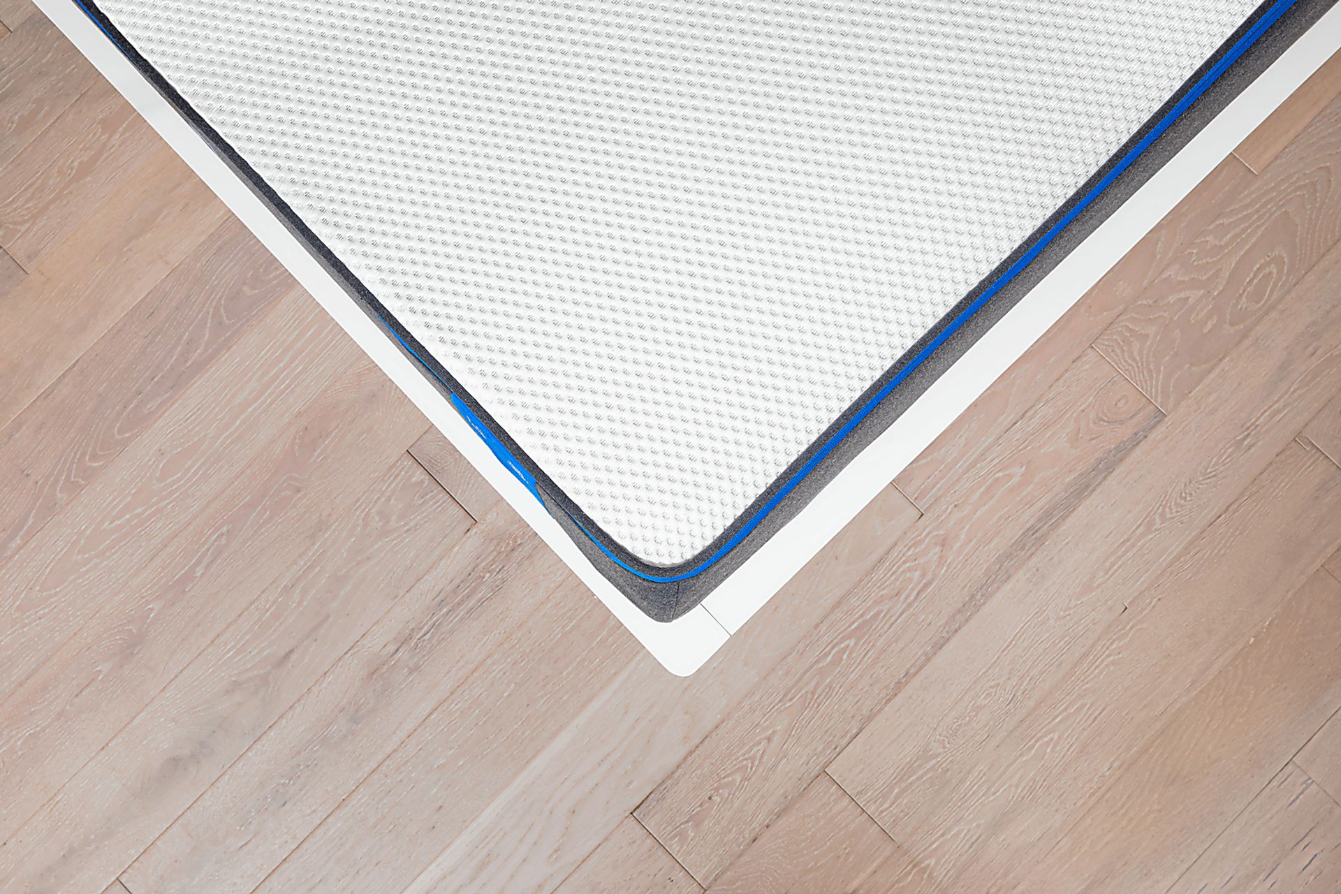 Nectar 3.0 Classic King Mattress - Image 8