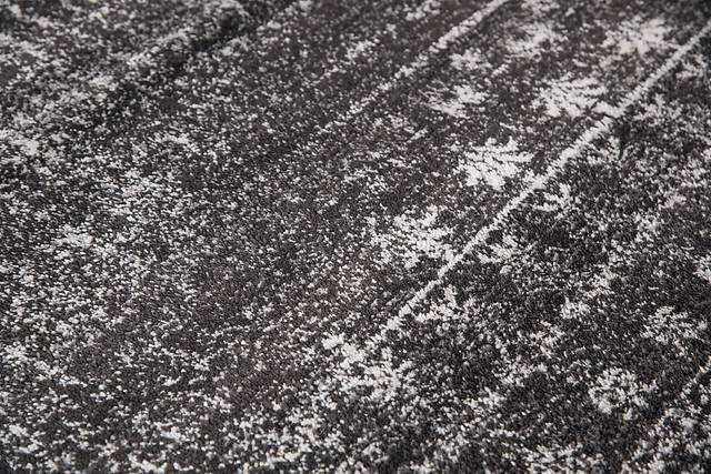 Neleh Blue 5'2 x 7'3 Rug - Thumbnail - Image 4