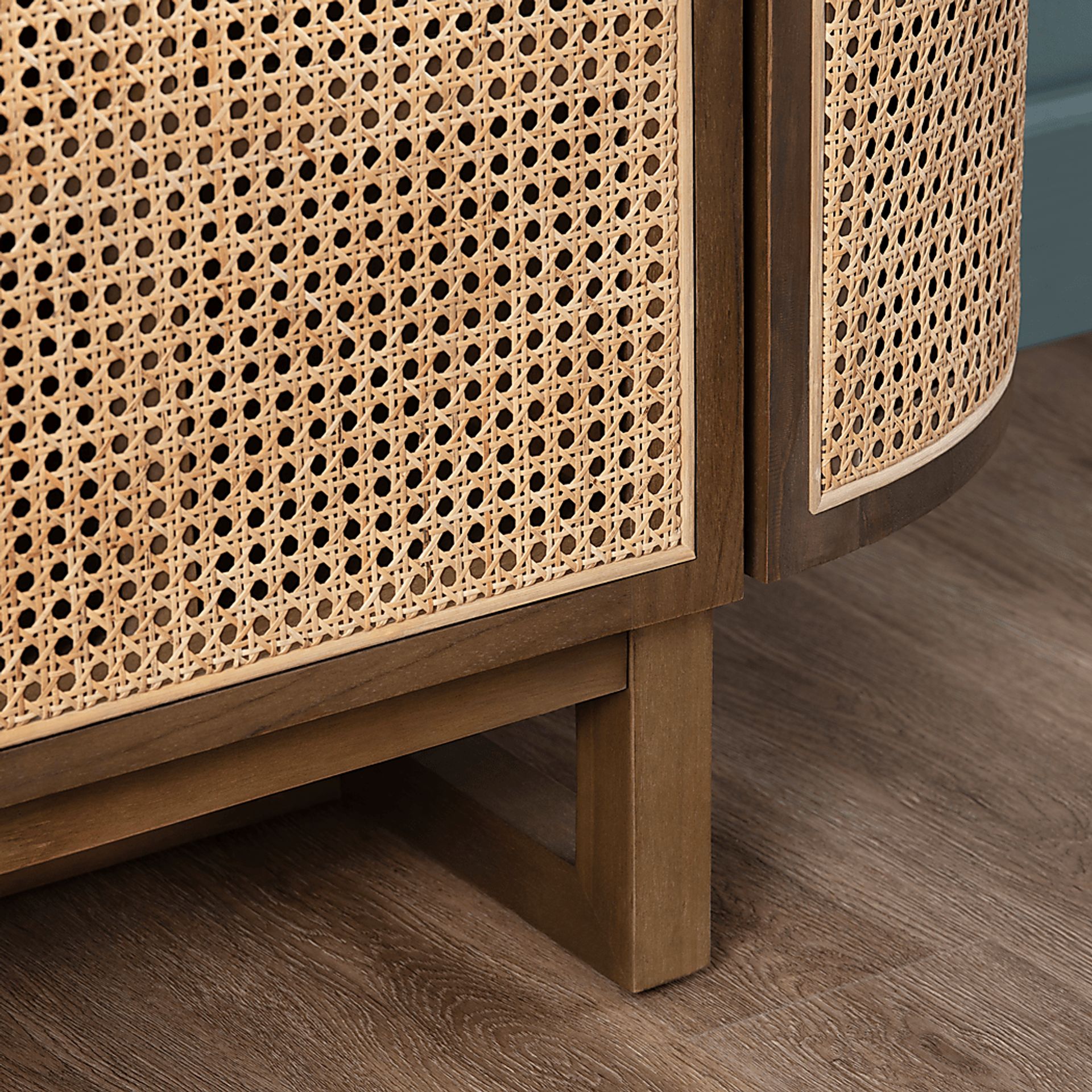 Nemoair Brown Server - Image 7