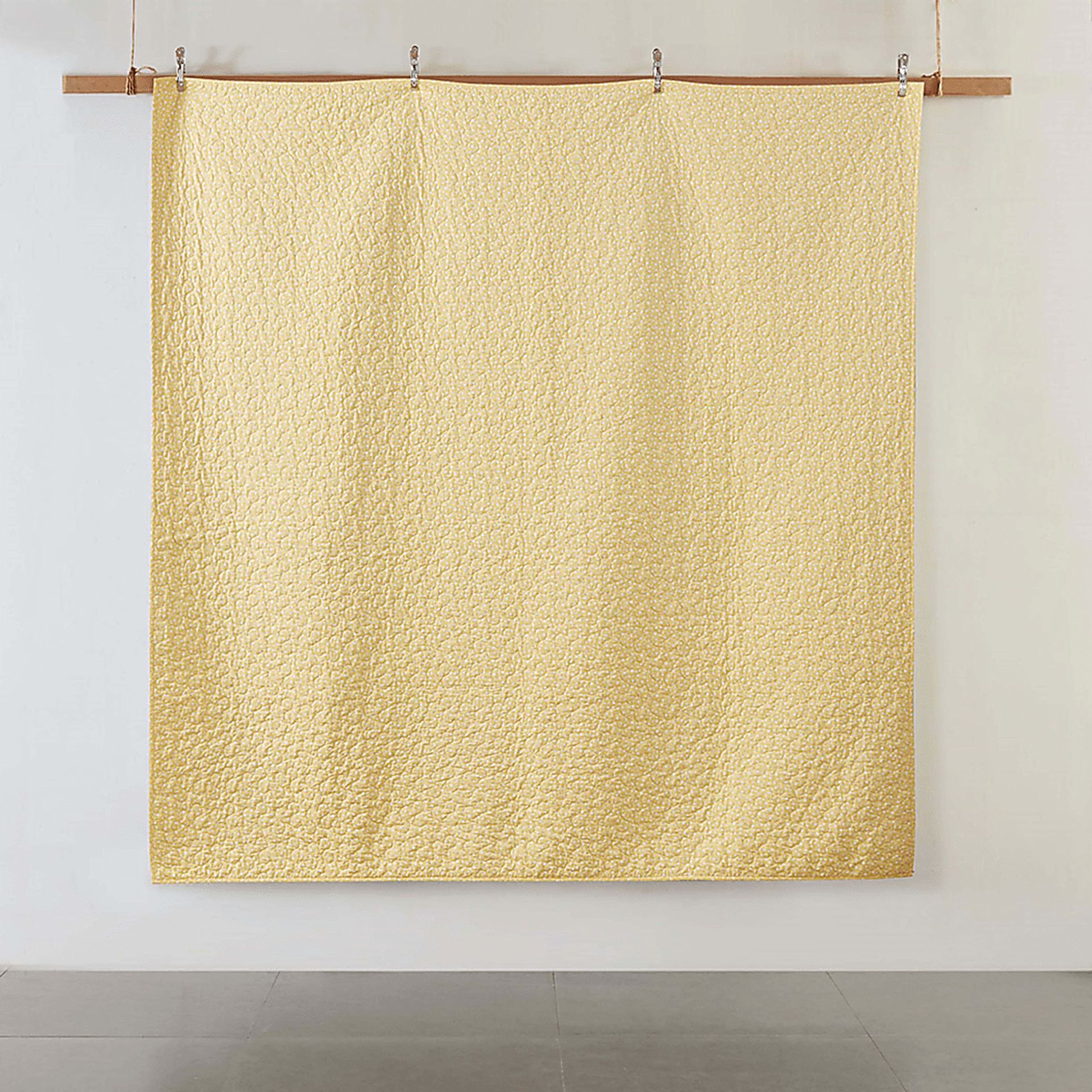 Nessel Yellow Full Quit Set - Image 18