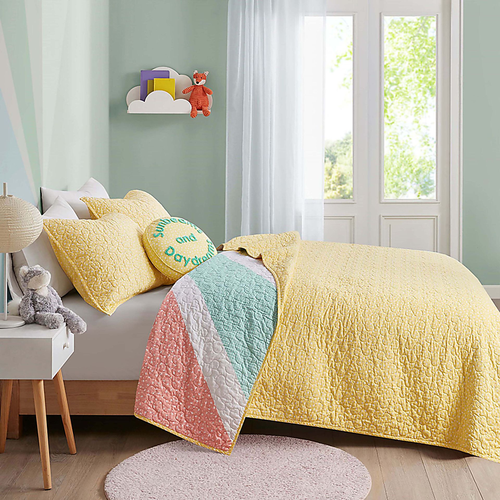 Nessel Yellow Full Quit Set - Image 3