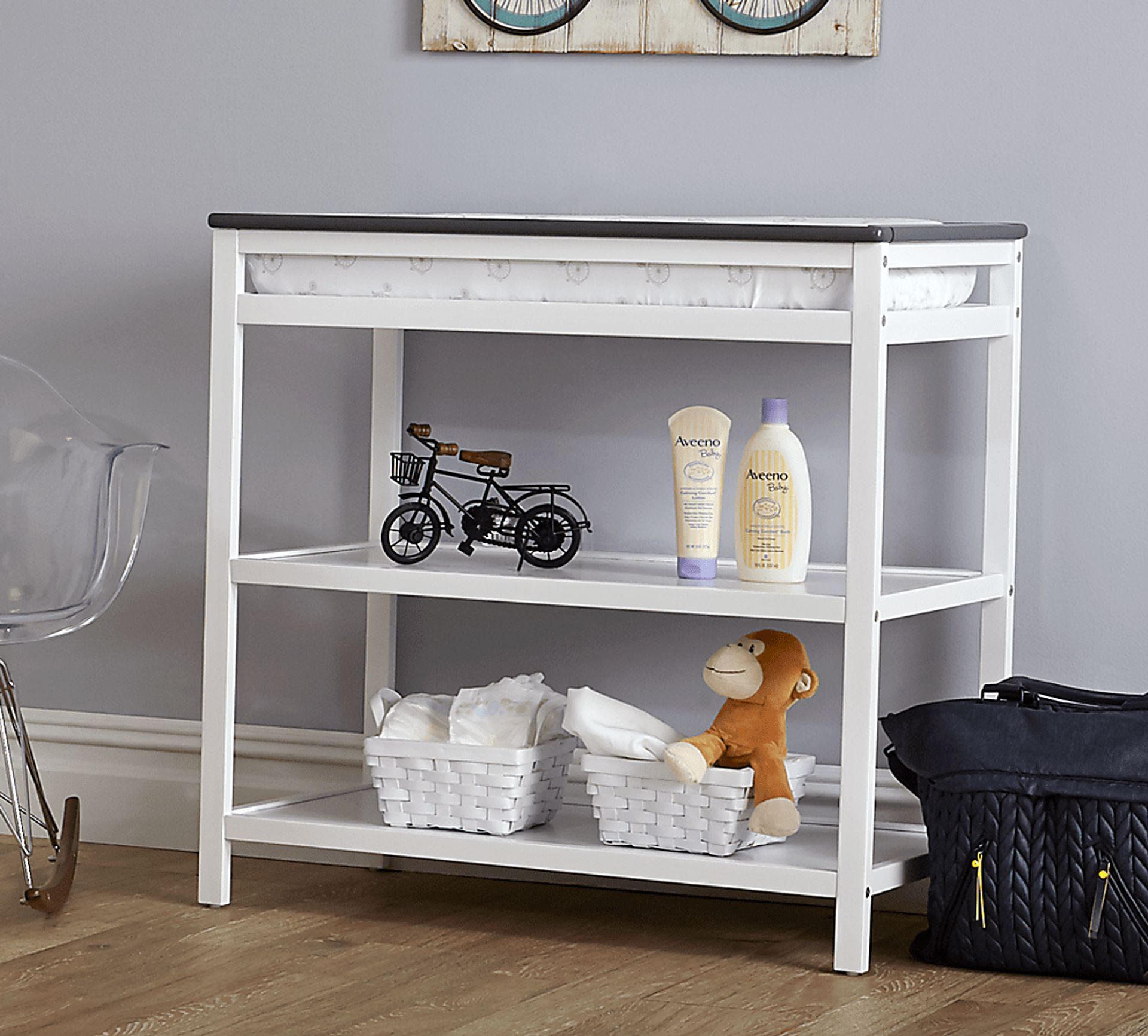Neville White Changing Table - Image 3