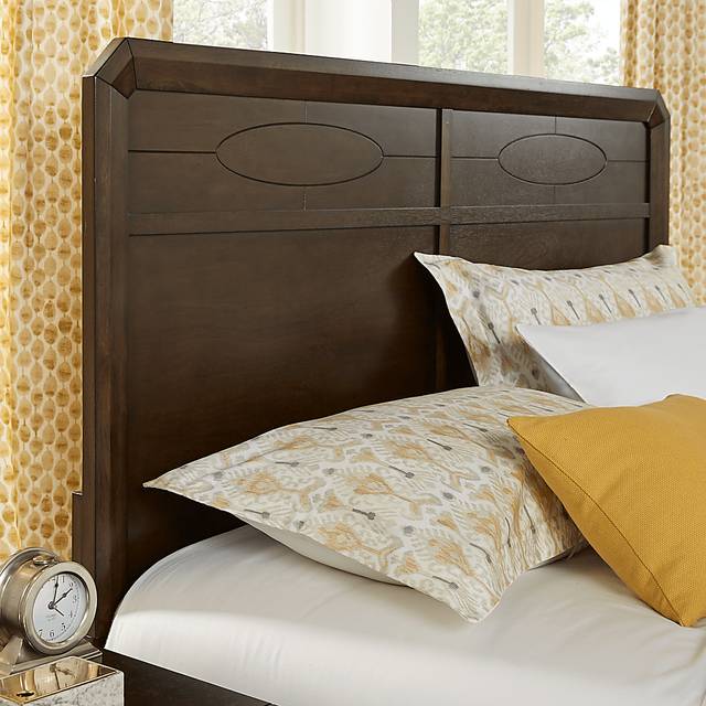 New Haven Merlot 7 Pc King Panel Bedroom - Thumbnail - Image 3