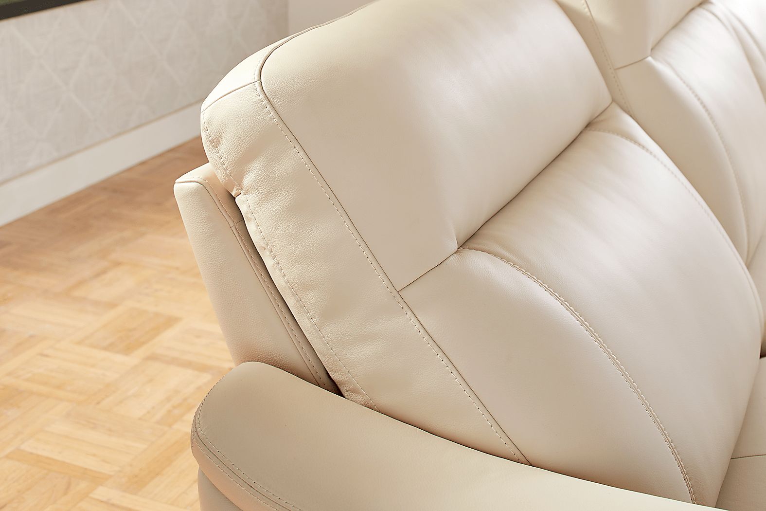 Rooms To Go Newport Leather Power Reclining Sectional - Thumbnail 2