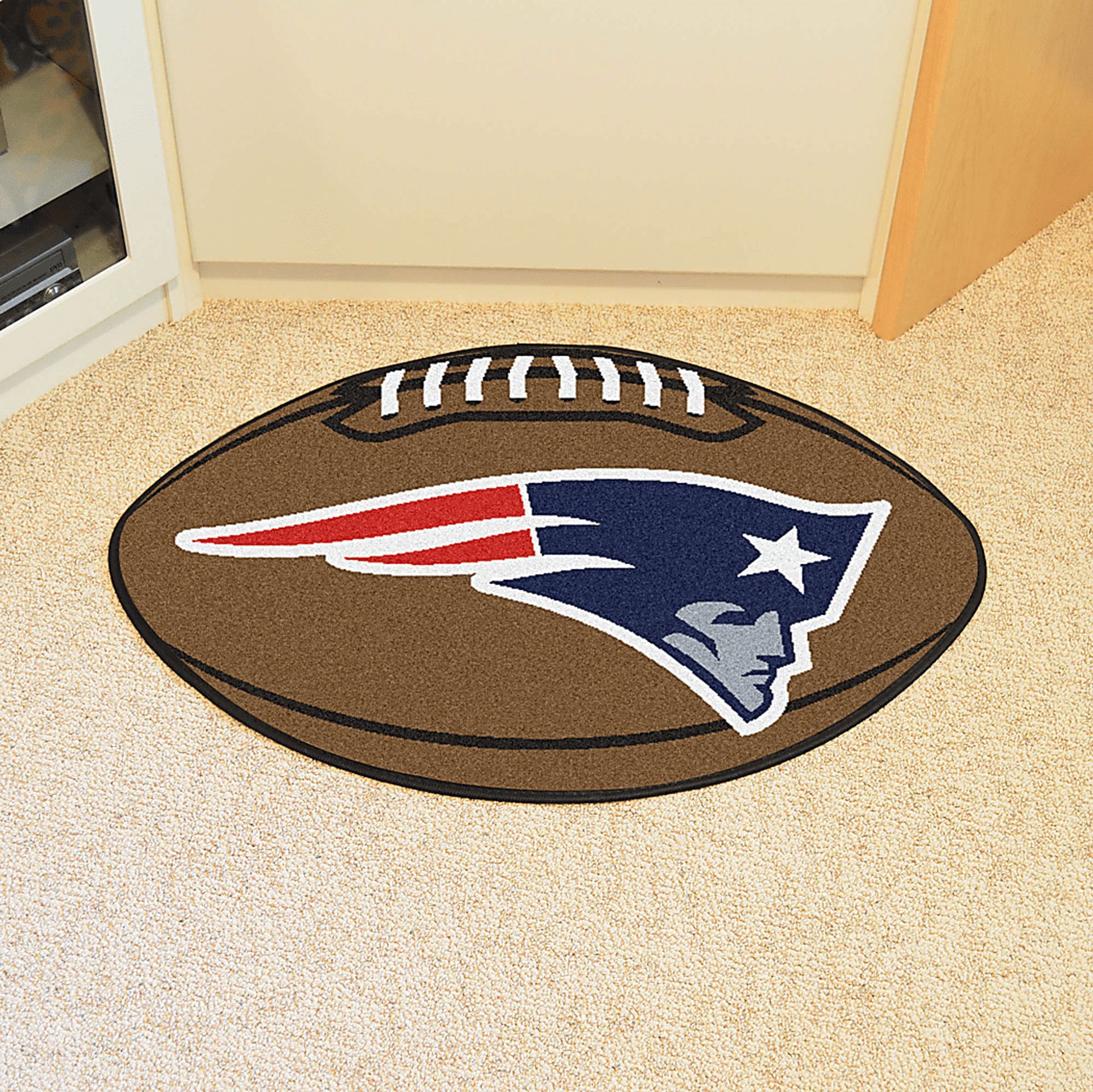 NFL Football Mascot New England Patriots 1'6" x 1'10" Rug - Image 2