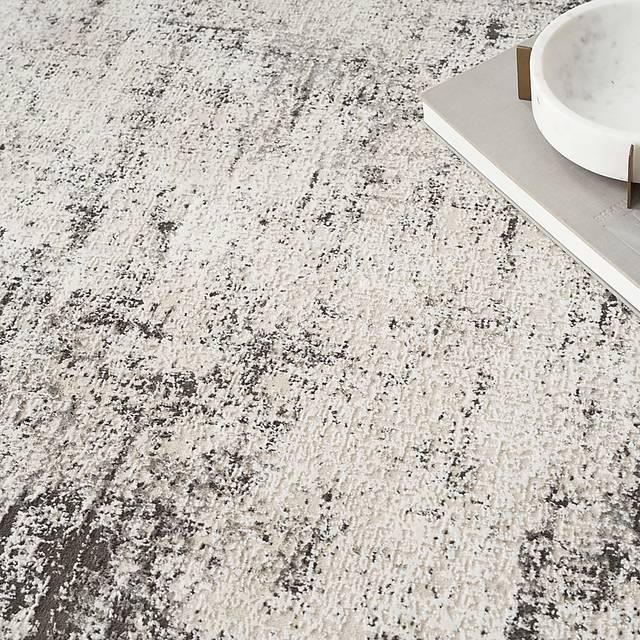Niaset Gray 7'10 x 9'10 Rug - Thumbnail - Image 2