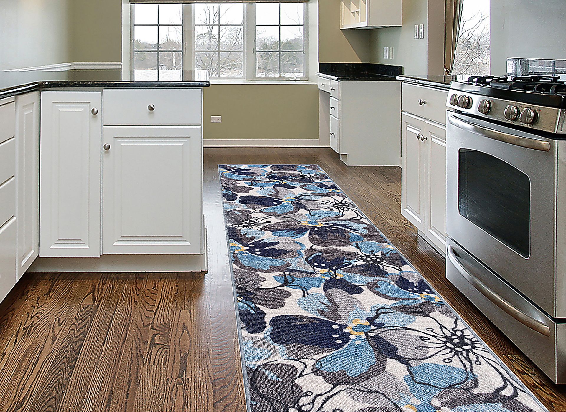 Nichele Gray 2' x 7' Runner Rug - Image 3