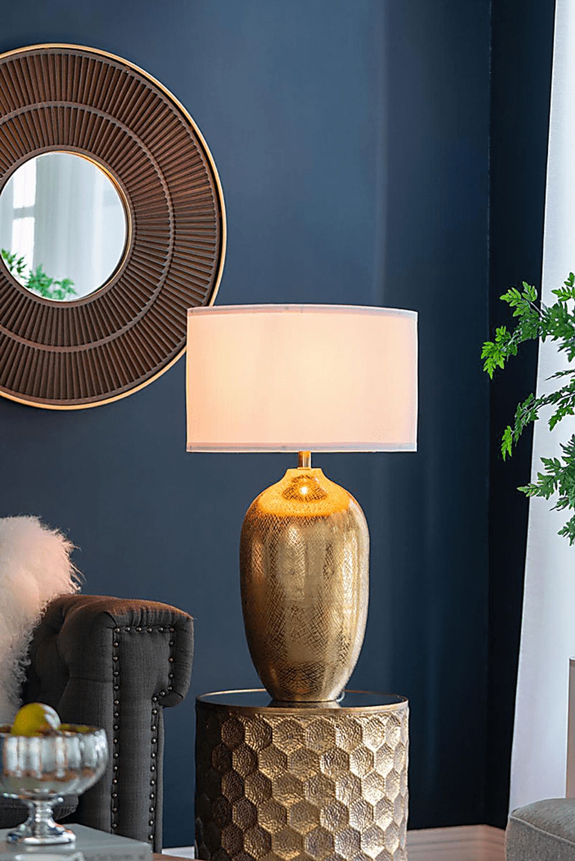 Nicklaus Edge Gold Lamp - Image 9